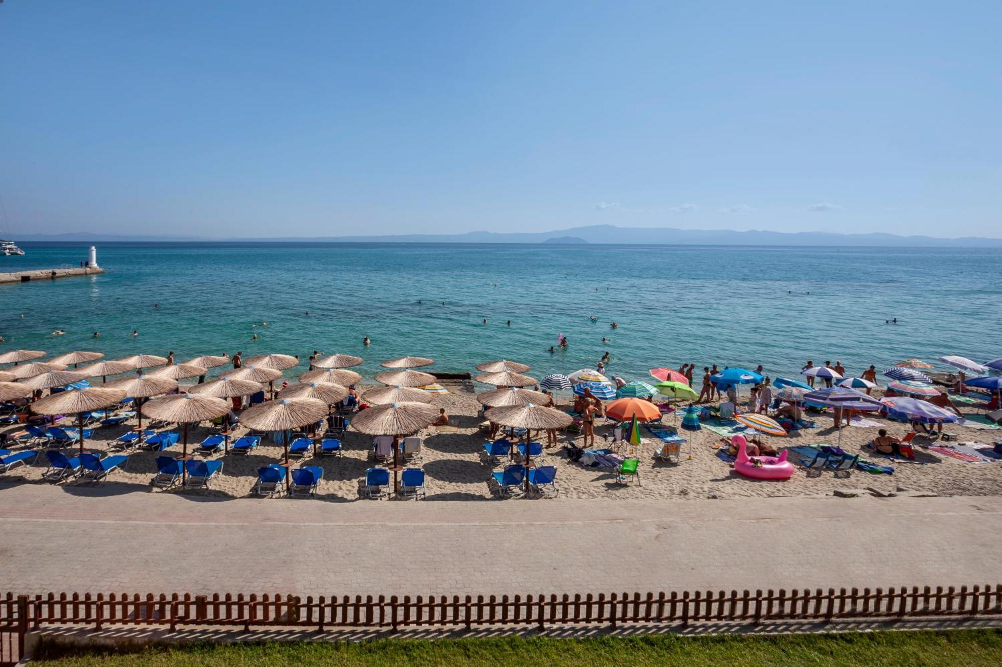 Aleksia Seaside Deluxe Apartment *