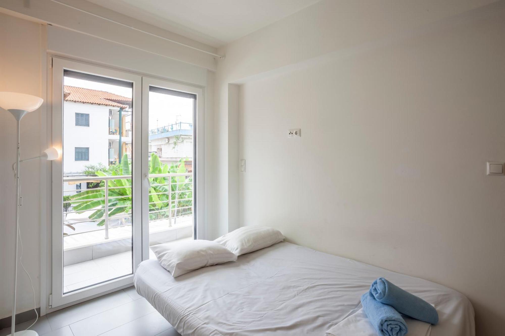 Aleksia Seaside Deluxe Apartment *