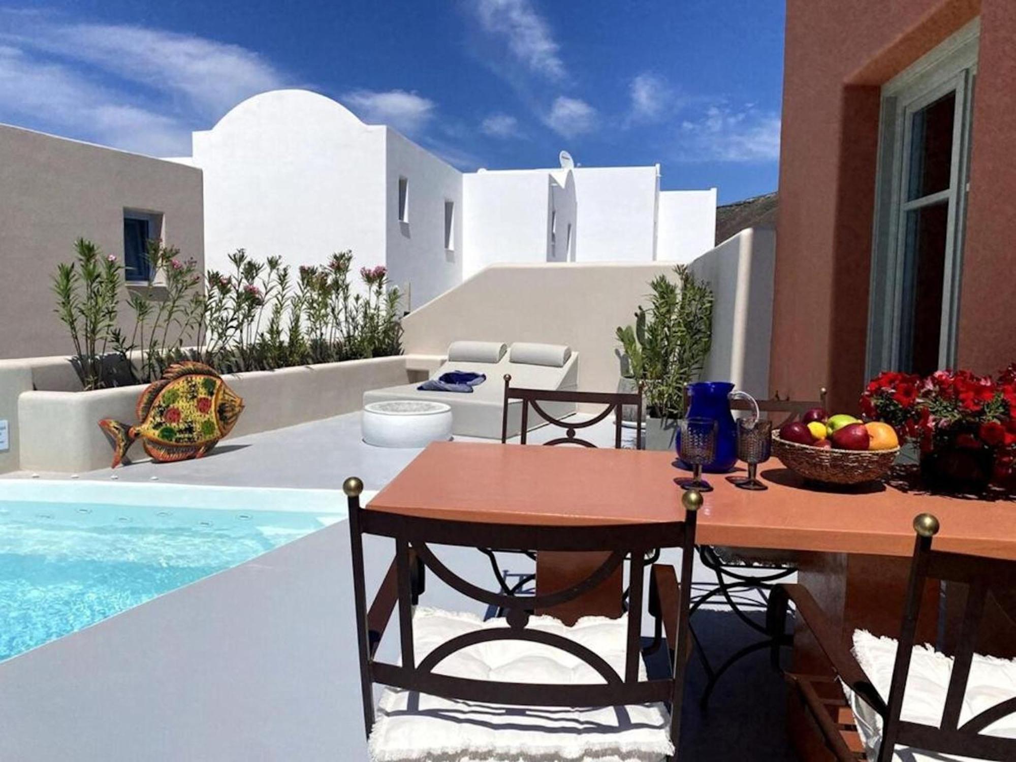 Signature Pfv Finikia Santorini *