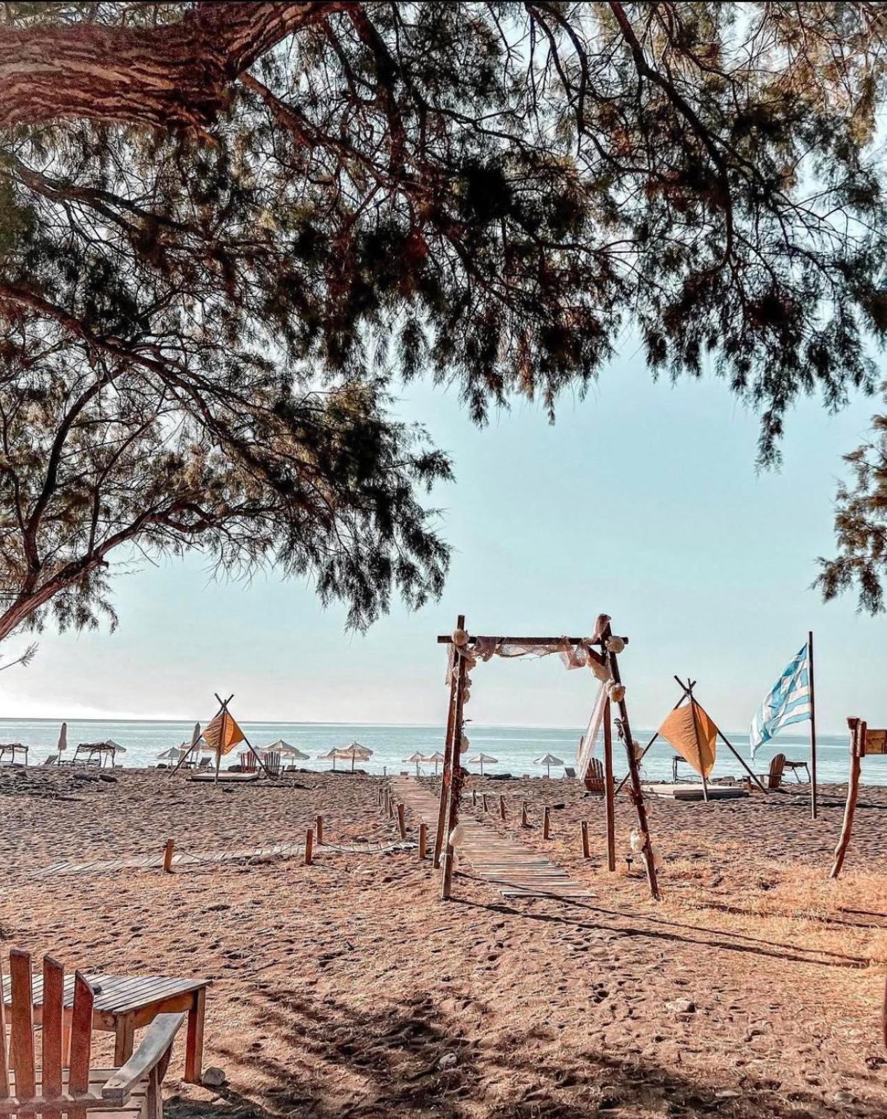 Eco Beachfront Gennadi