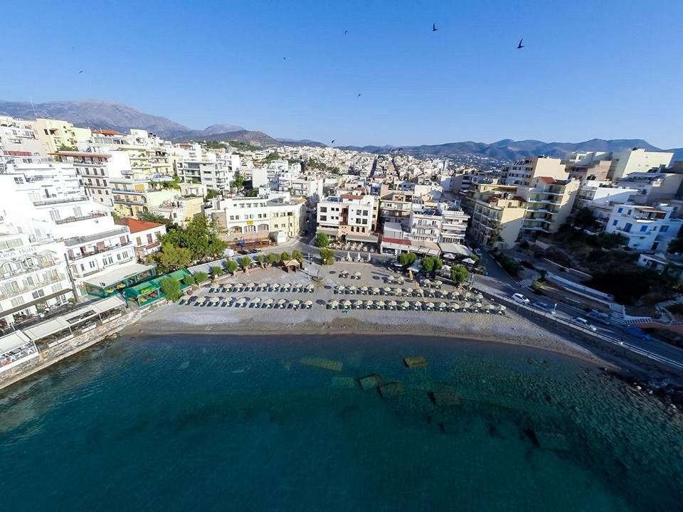 Beachfront Salty Sea Luxury 1 *