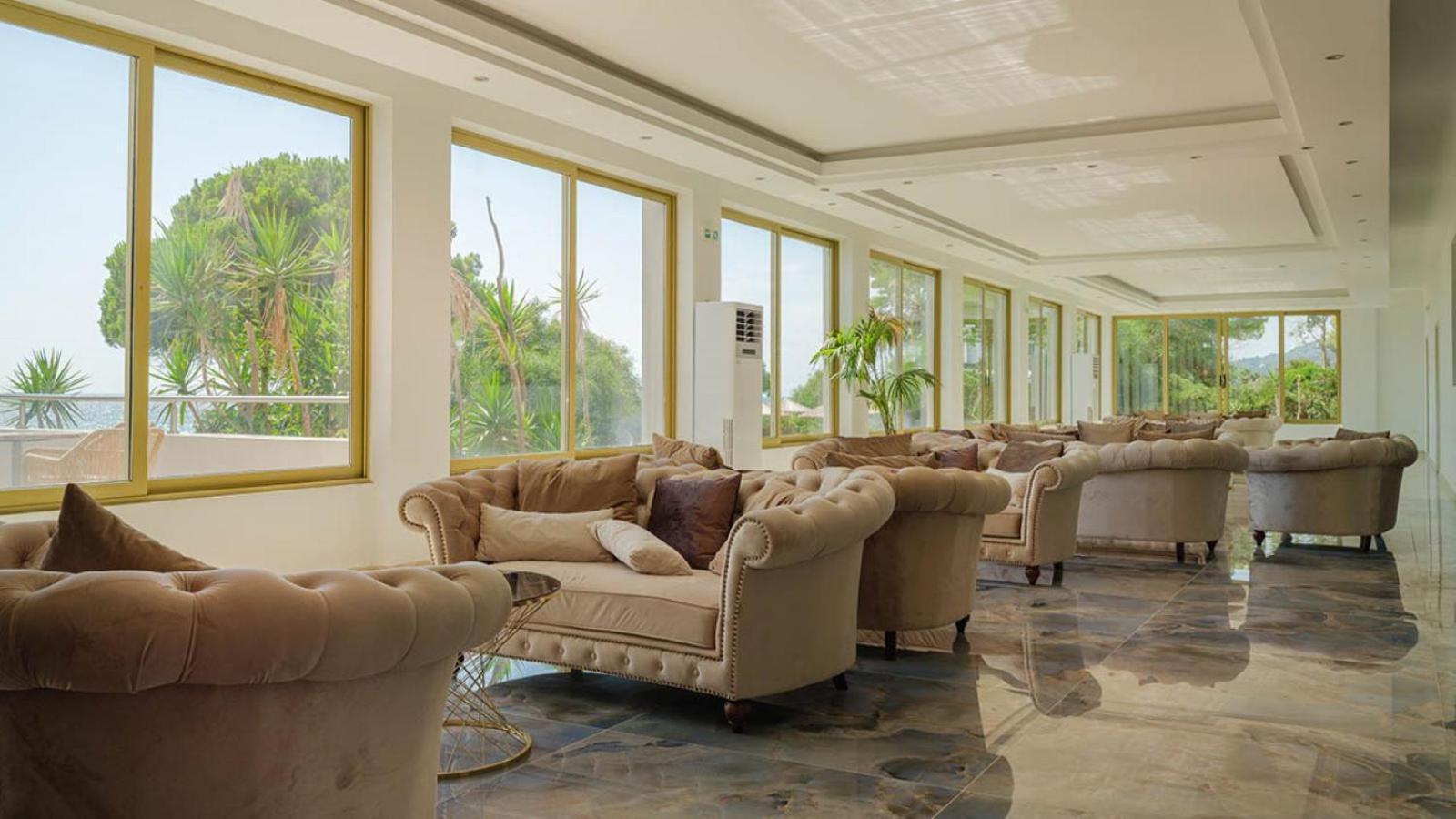 Ninos Grand 4*