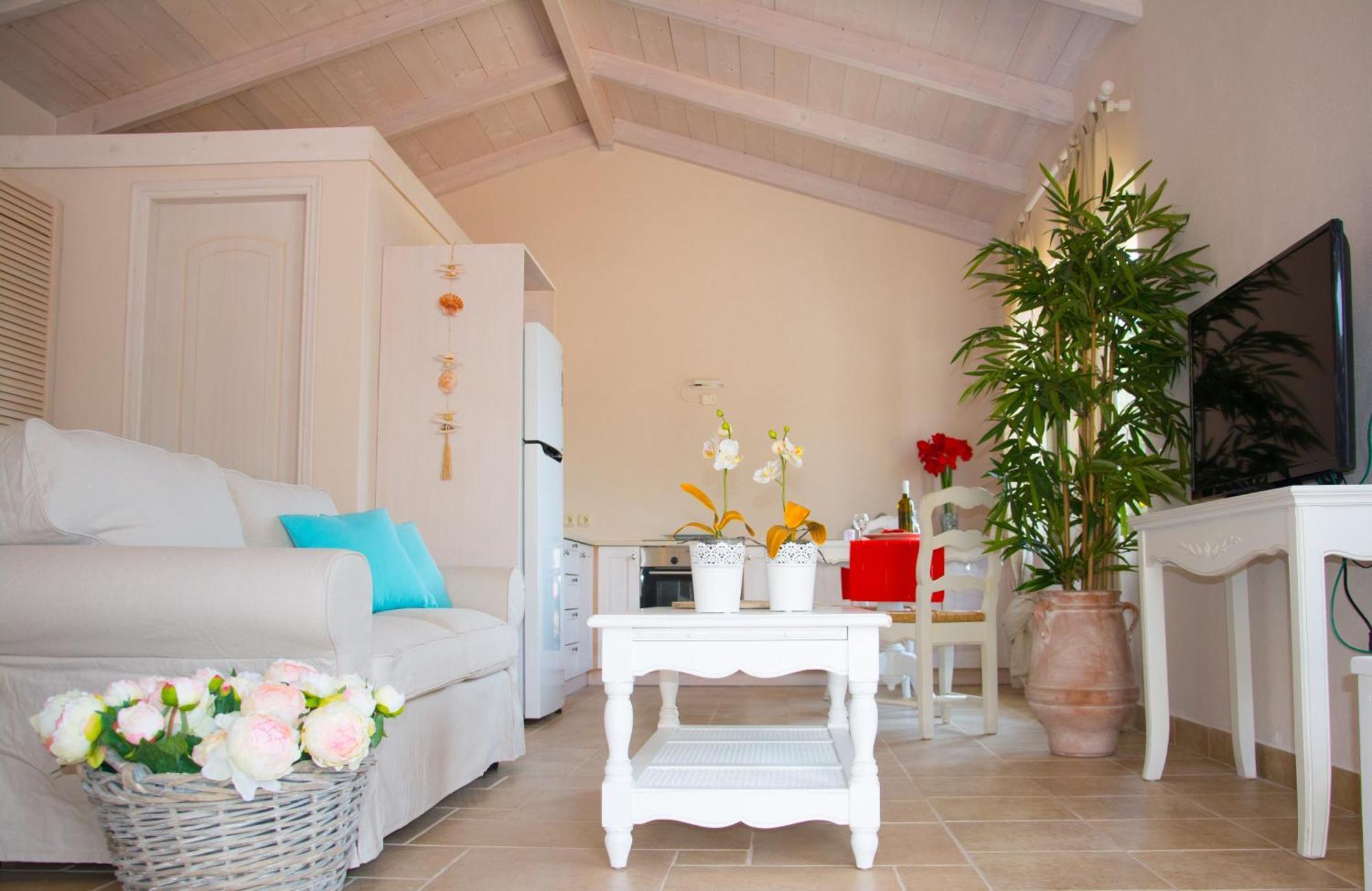 Kochilaki Ideales Villa