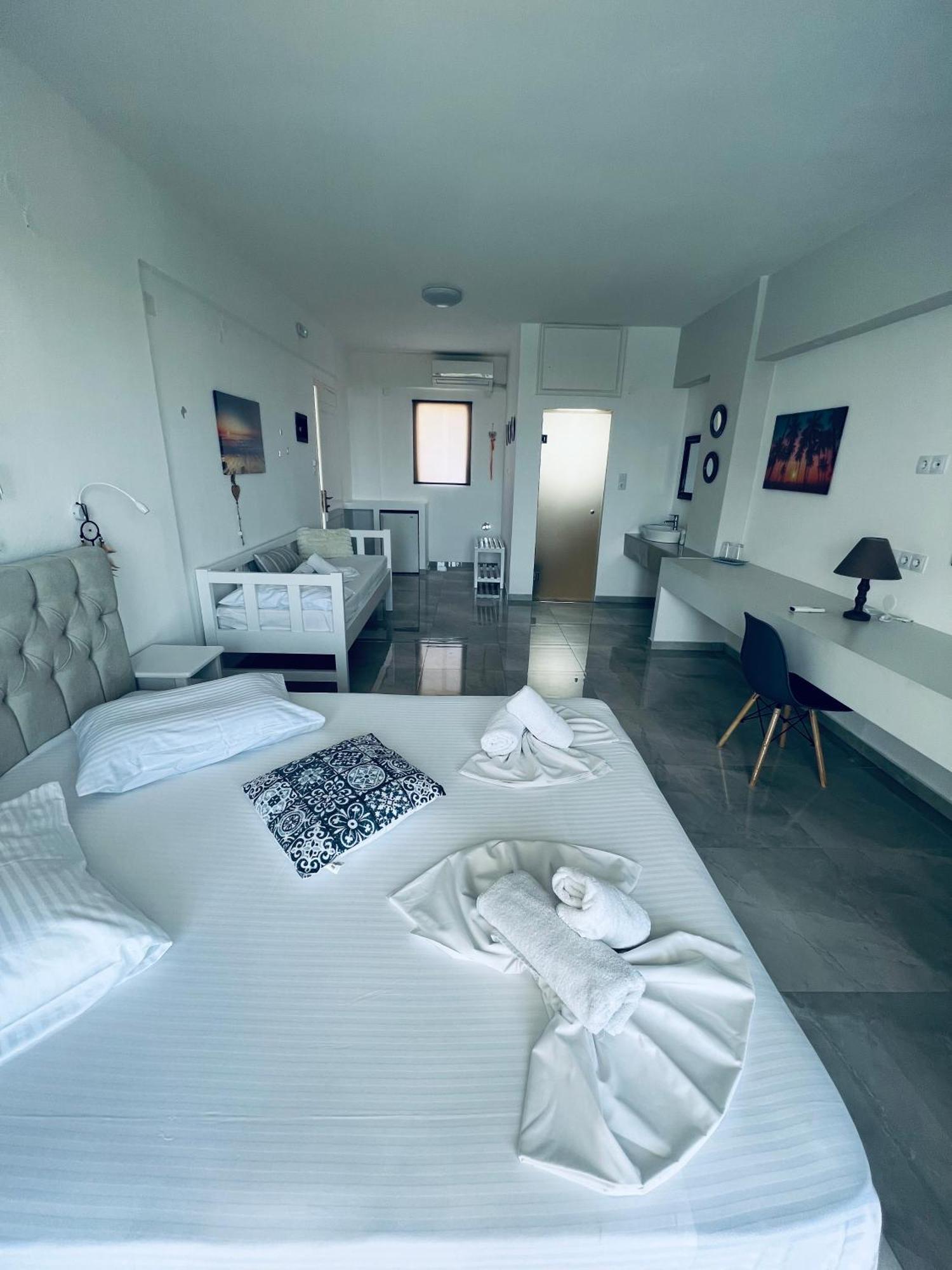 Silia Malia (Crete)