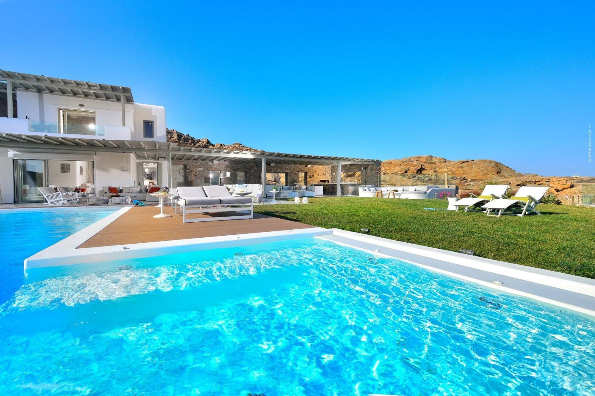 Lkm 6 Bedrooms Ifigenia Mykonos Elia Villa *