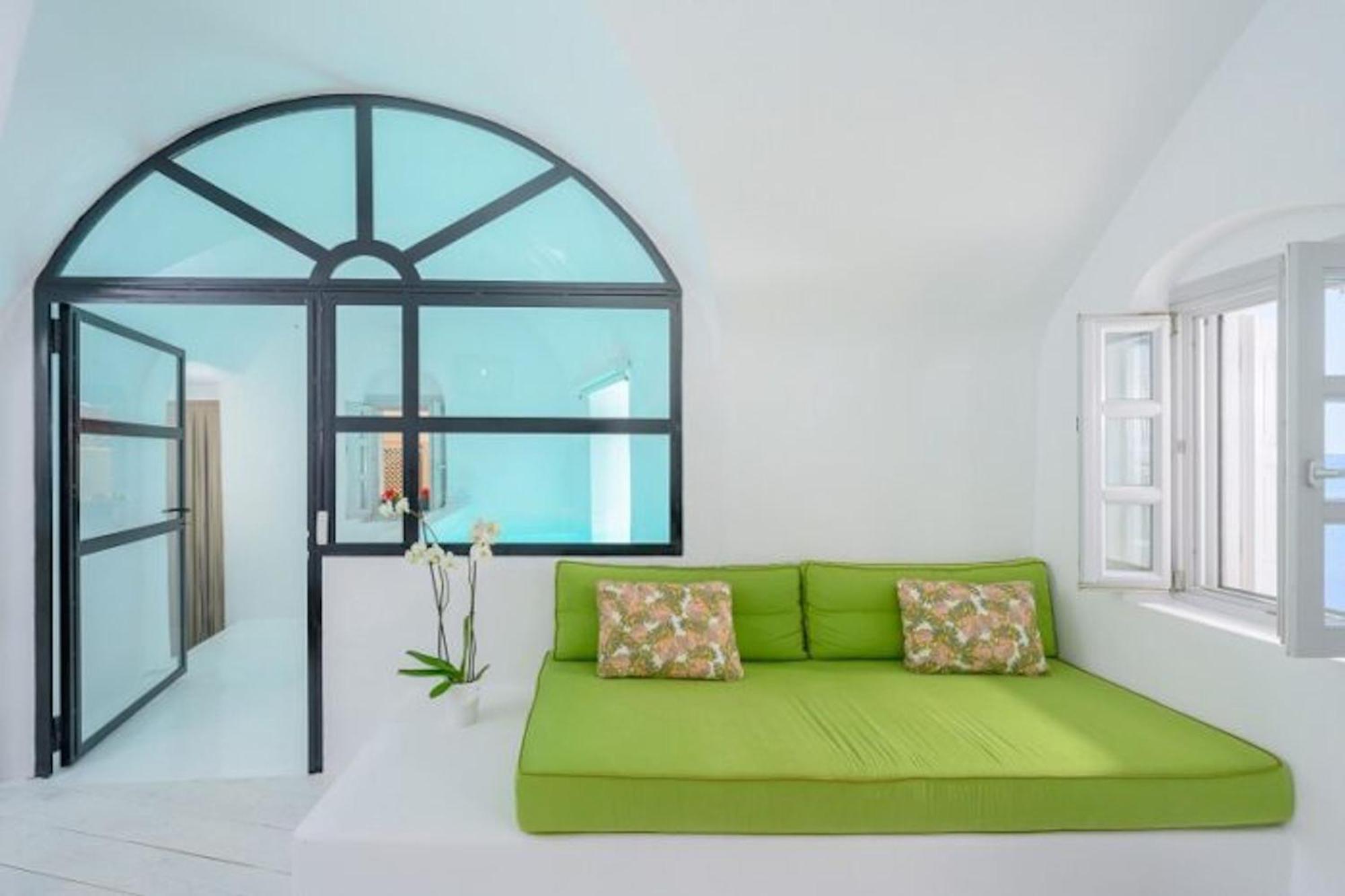 Villa Stunning Santorini Villa 1 Bedroom Villa Supreme Private Heated Plunge Pool Beautiful Caldera Sea Views Oia *