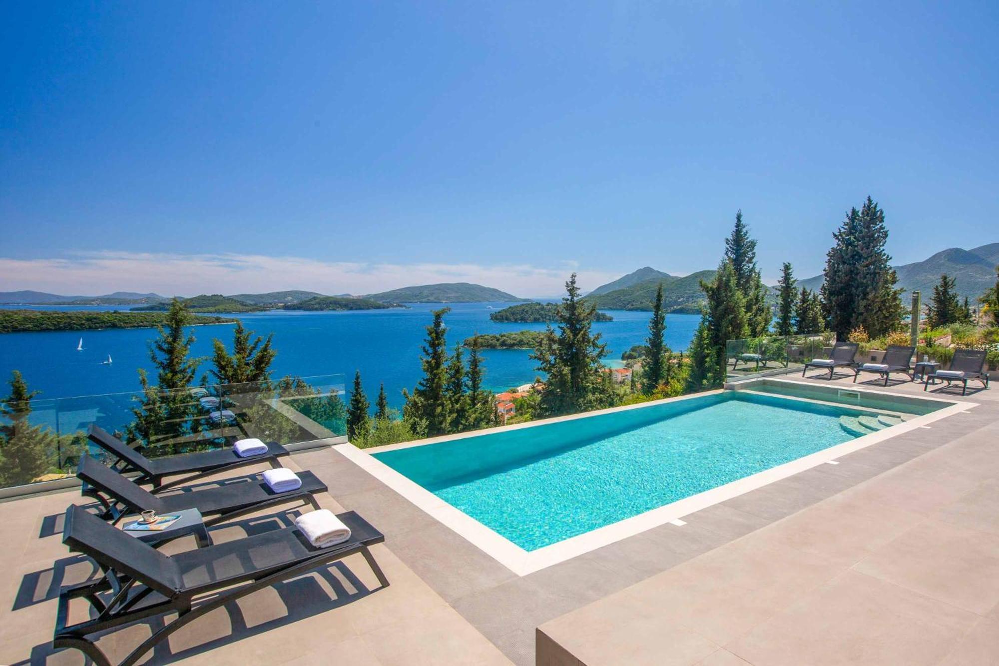 Ino Lefkas Nydri (Lefkada)