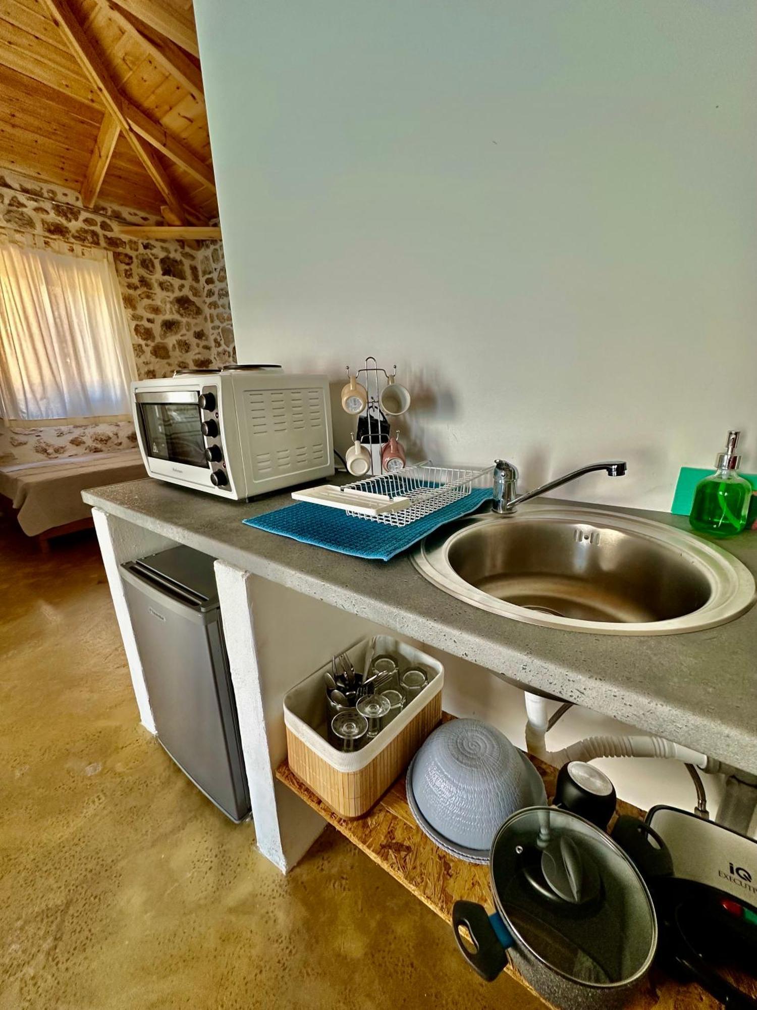 Rocksecret Edge Apartment