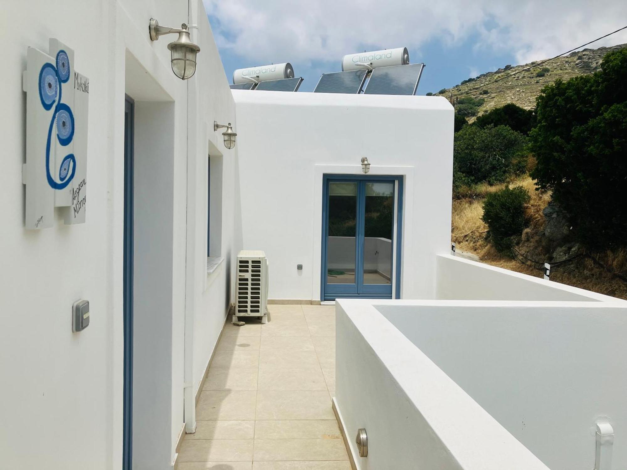 Aegean Mirror, Andros