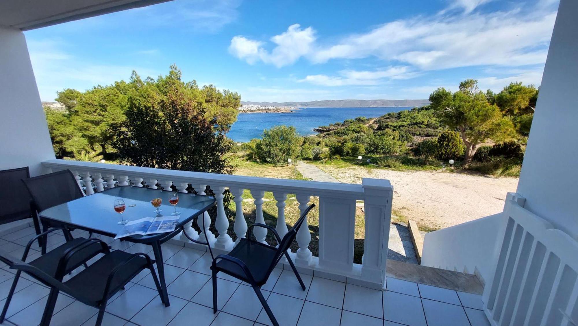 Dea Del Mare Complex In Front Of The Sea. Villa