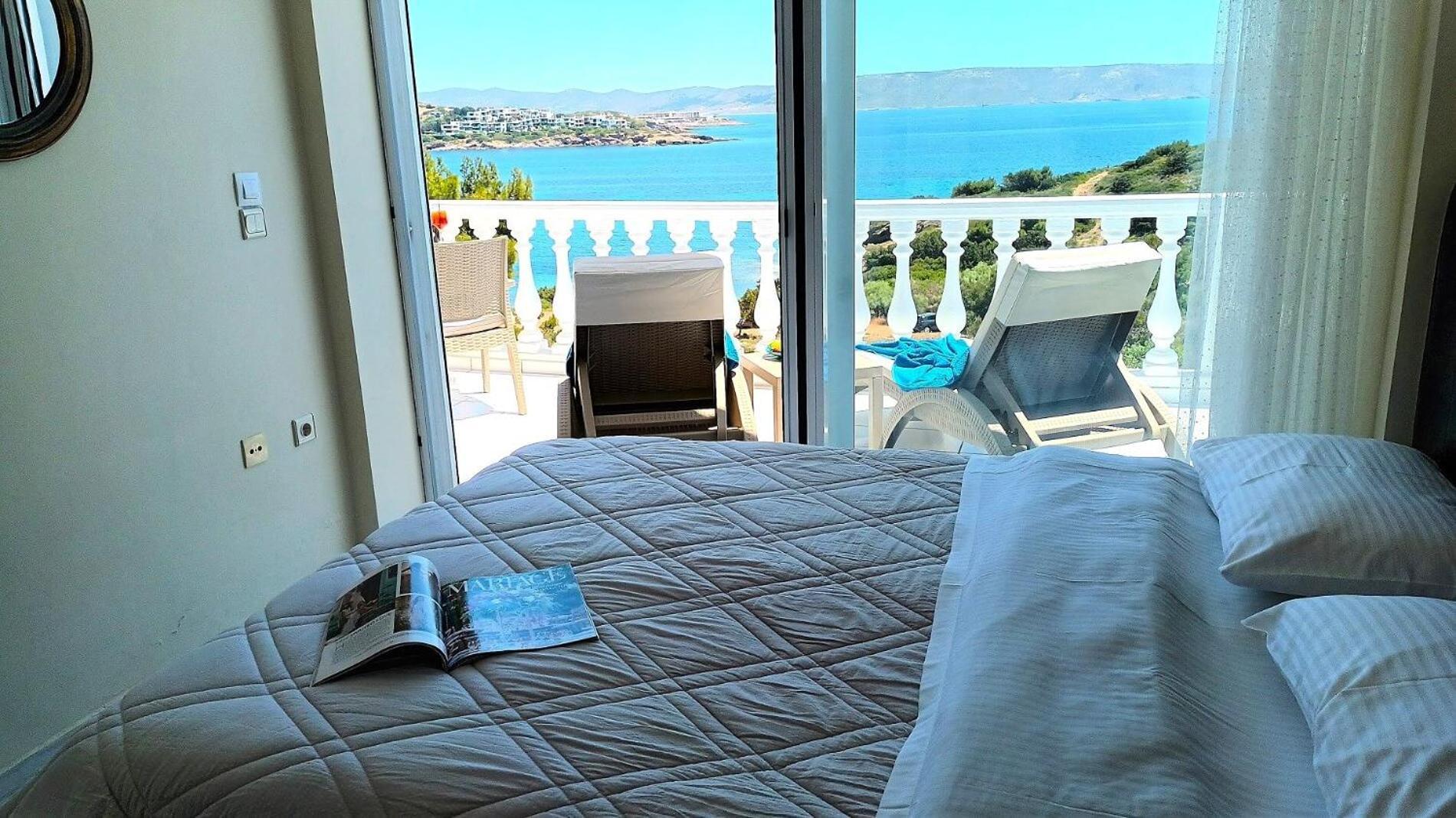 Villa Dea Del Mare Complex In Front Of The Sea. *