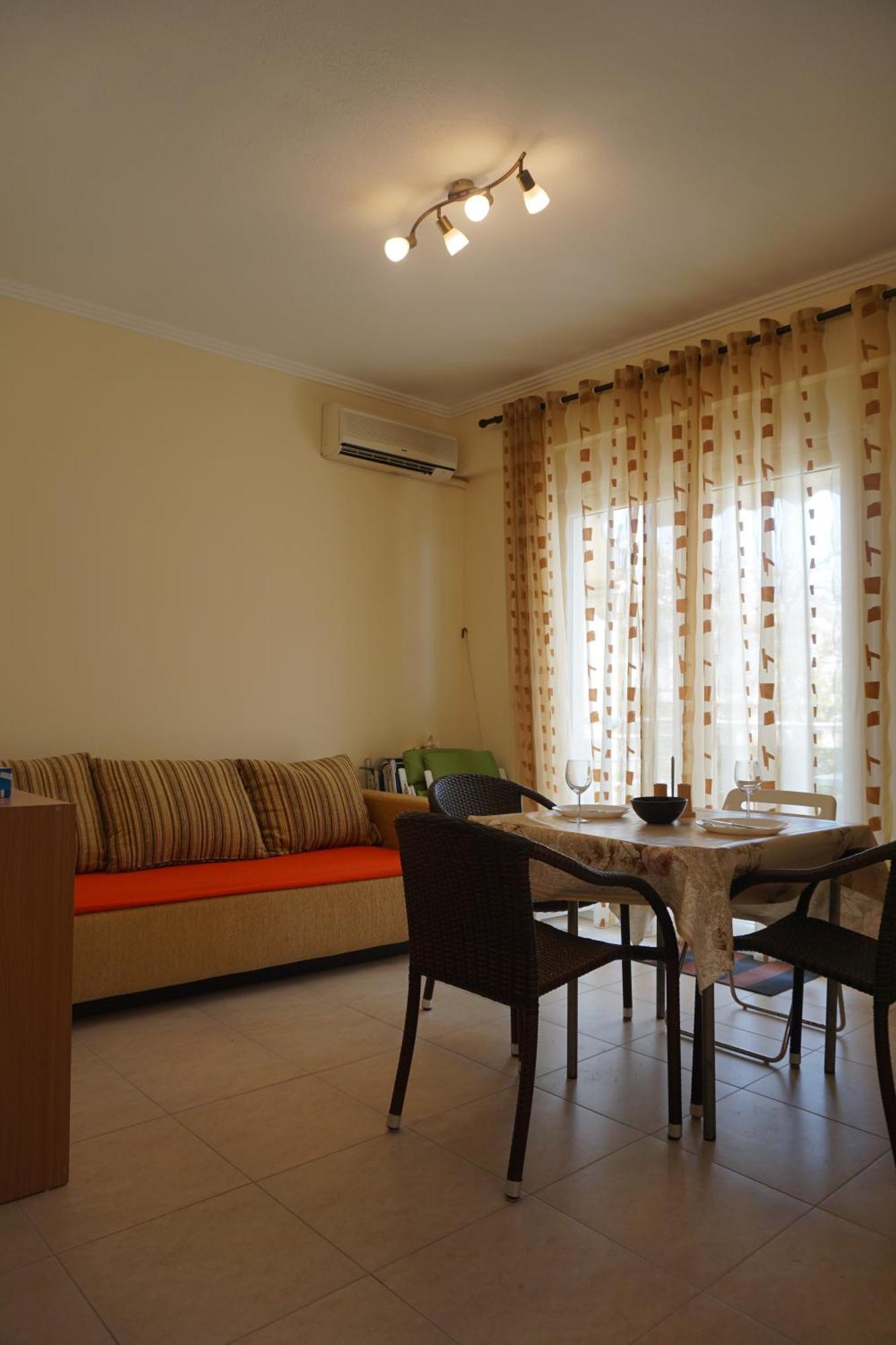 Alex Apartment Nea Kallikrateia