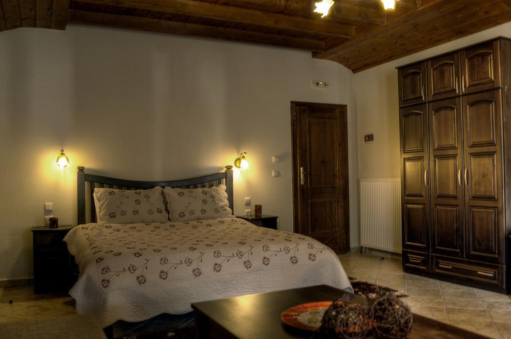 Toula Guest house *