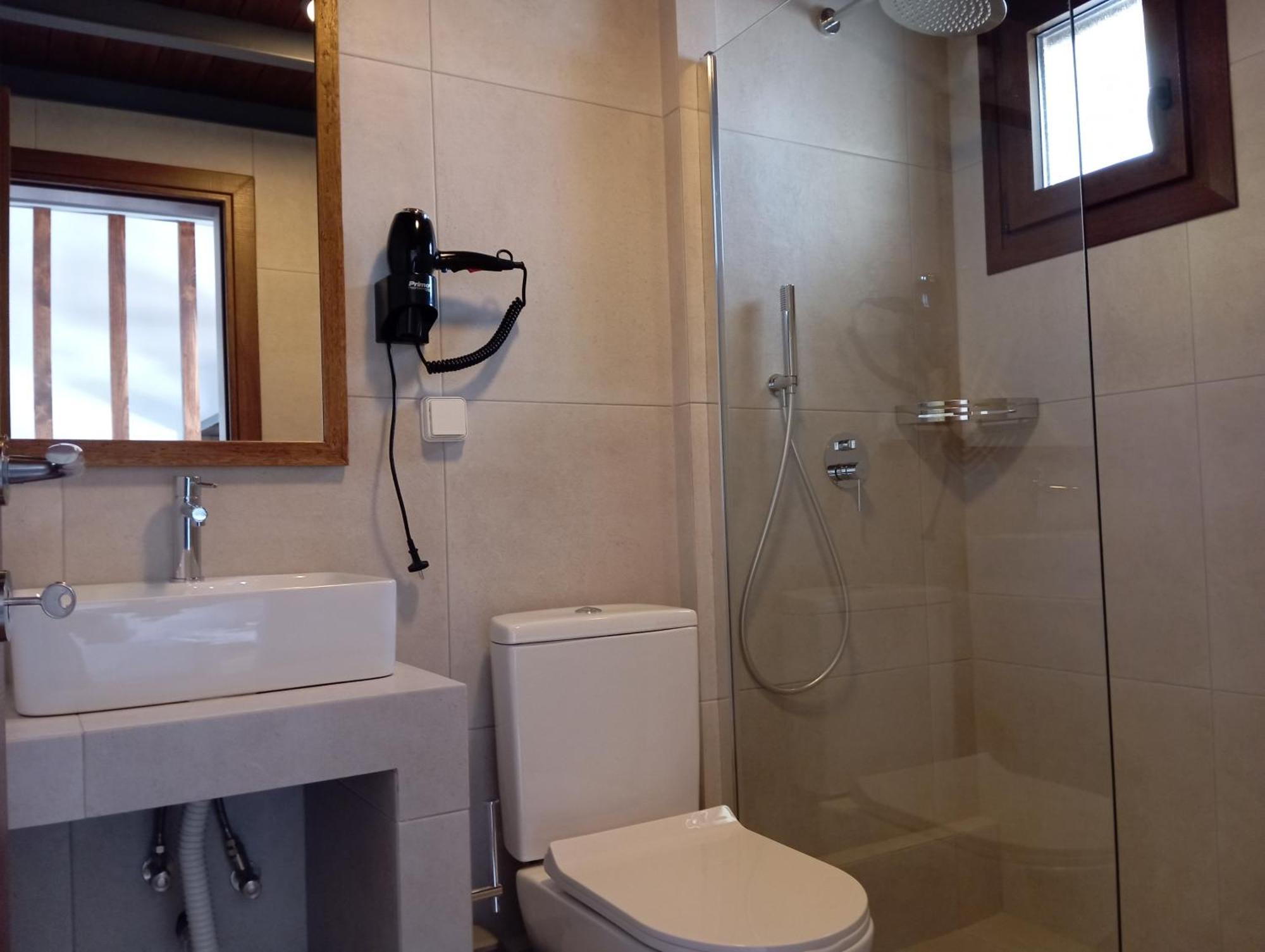Aparthotel Annousa's House & *
