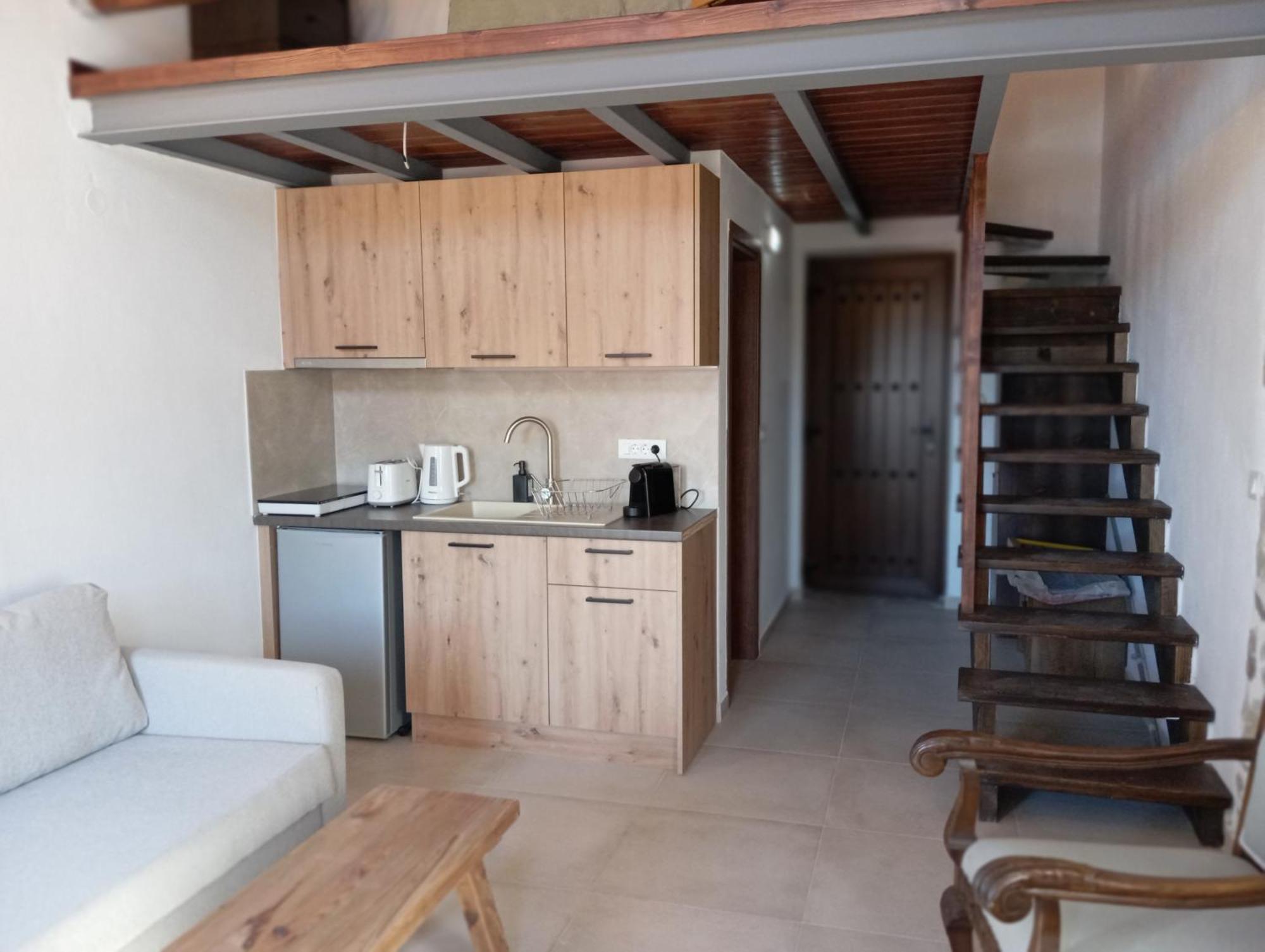 Annousa's House & Aparthotel *