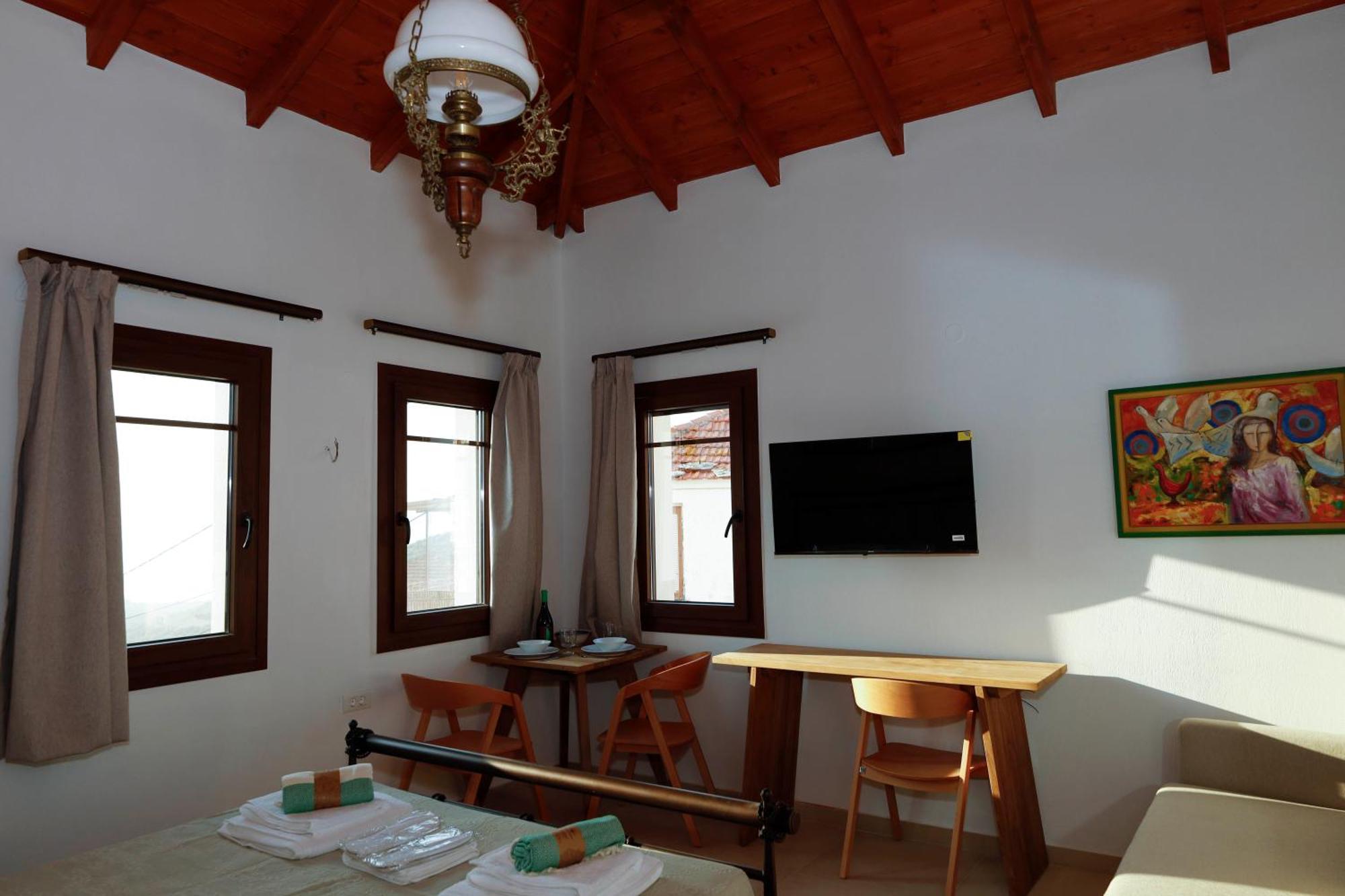 Annousa's House & Kallirakhi