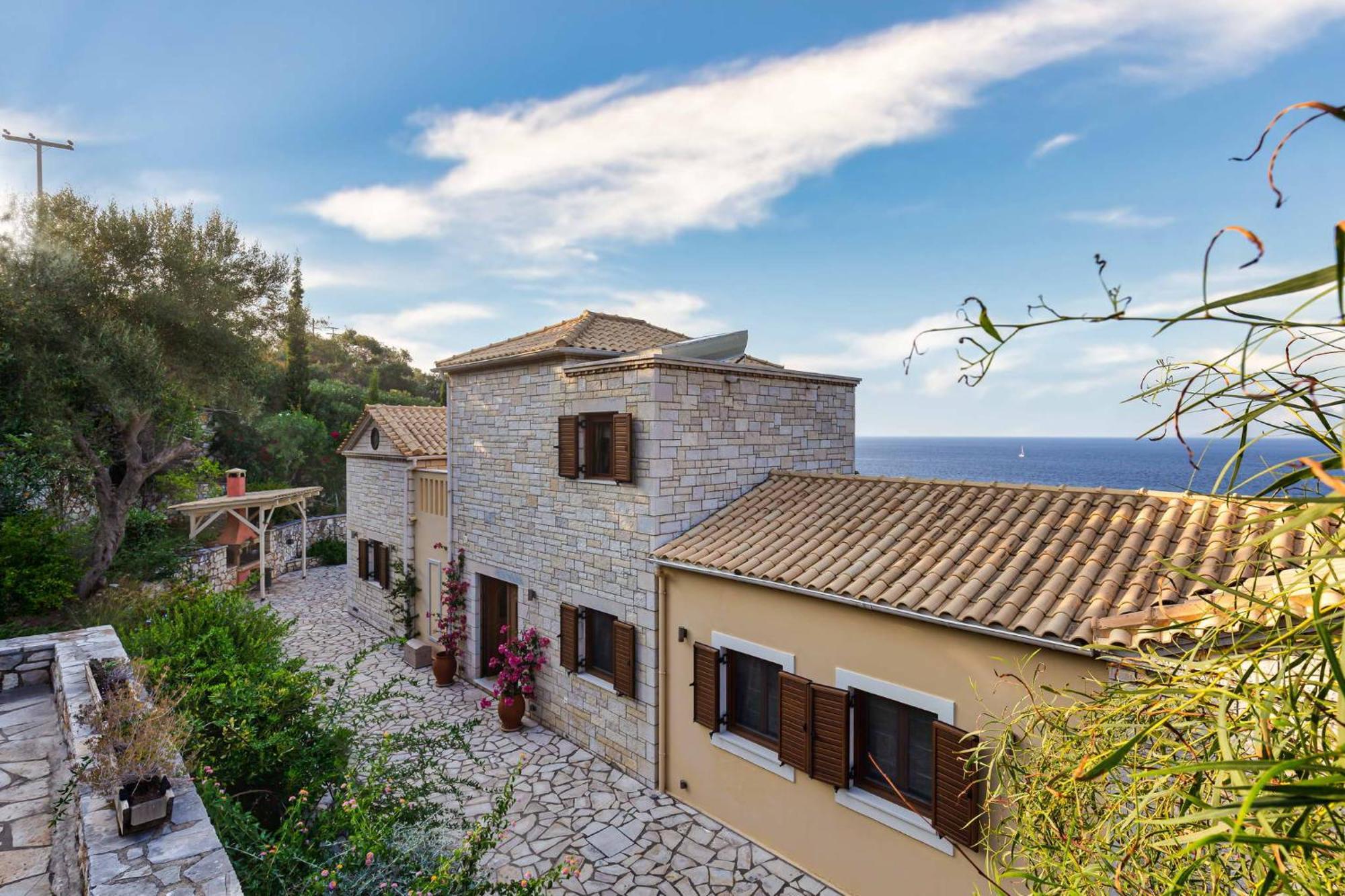 Ionia With Pool And Sea View Gaios