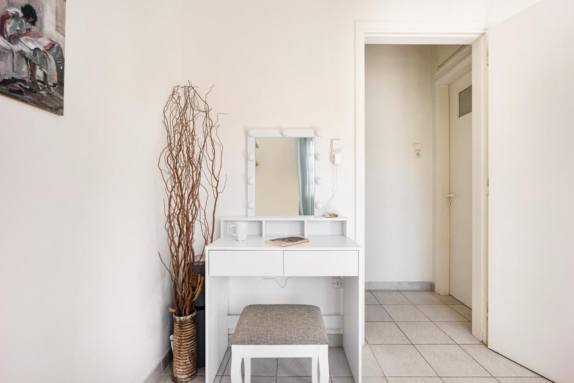 Porto Lina By Gk *