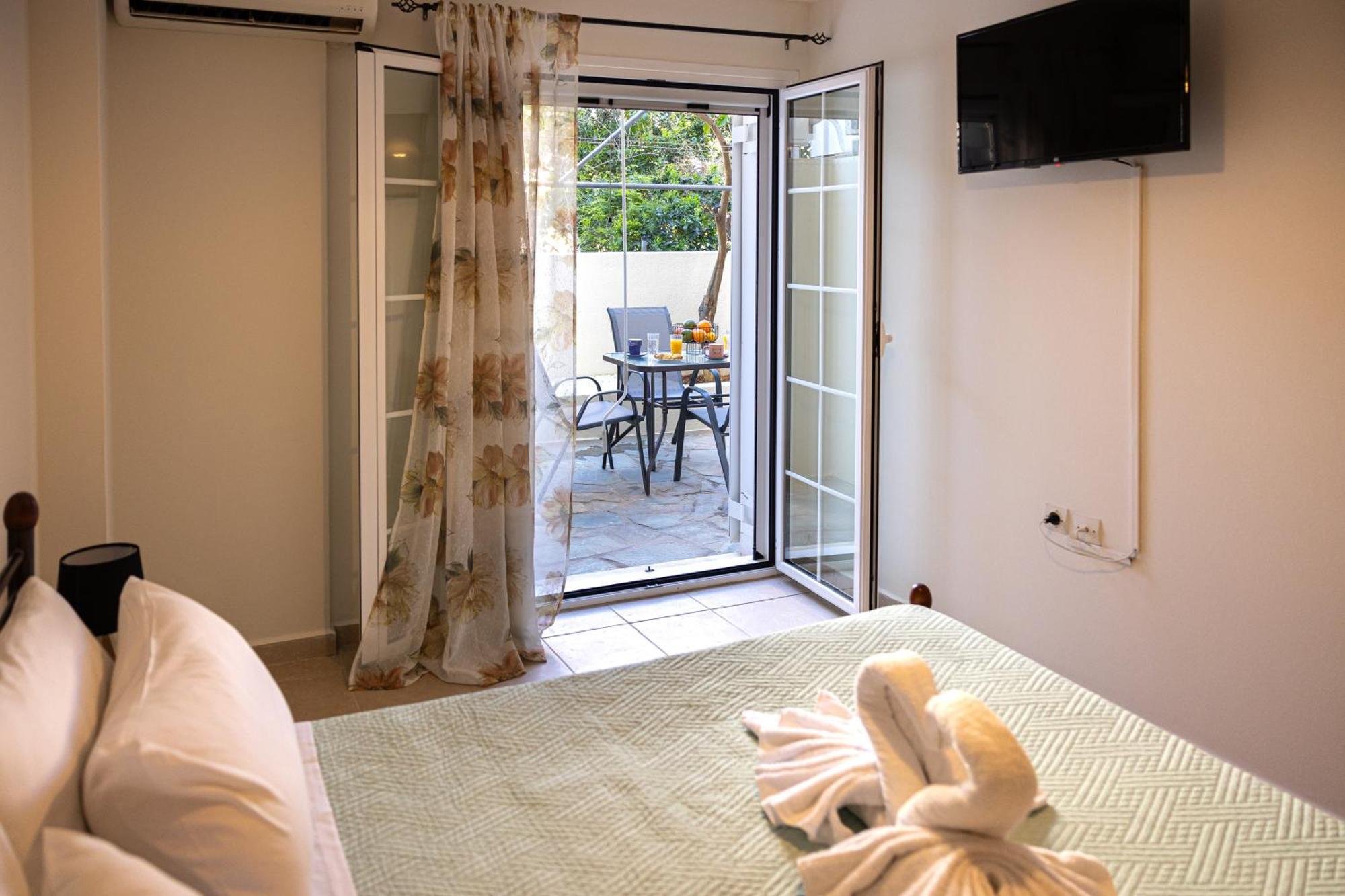 Apartment Pavlos *