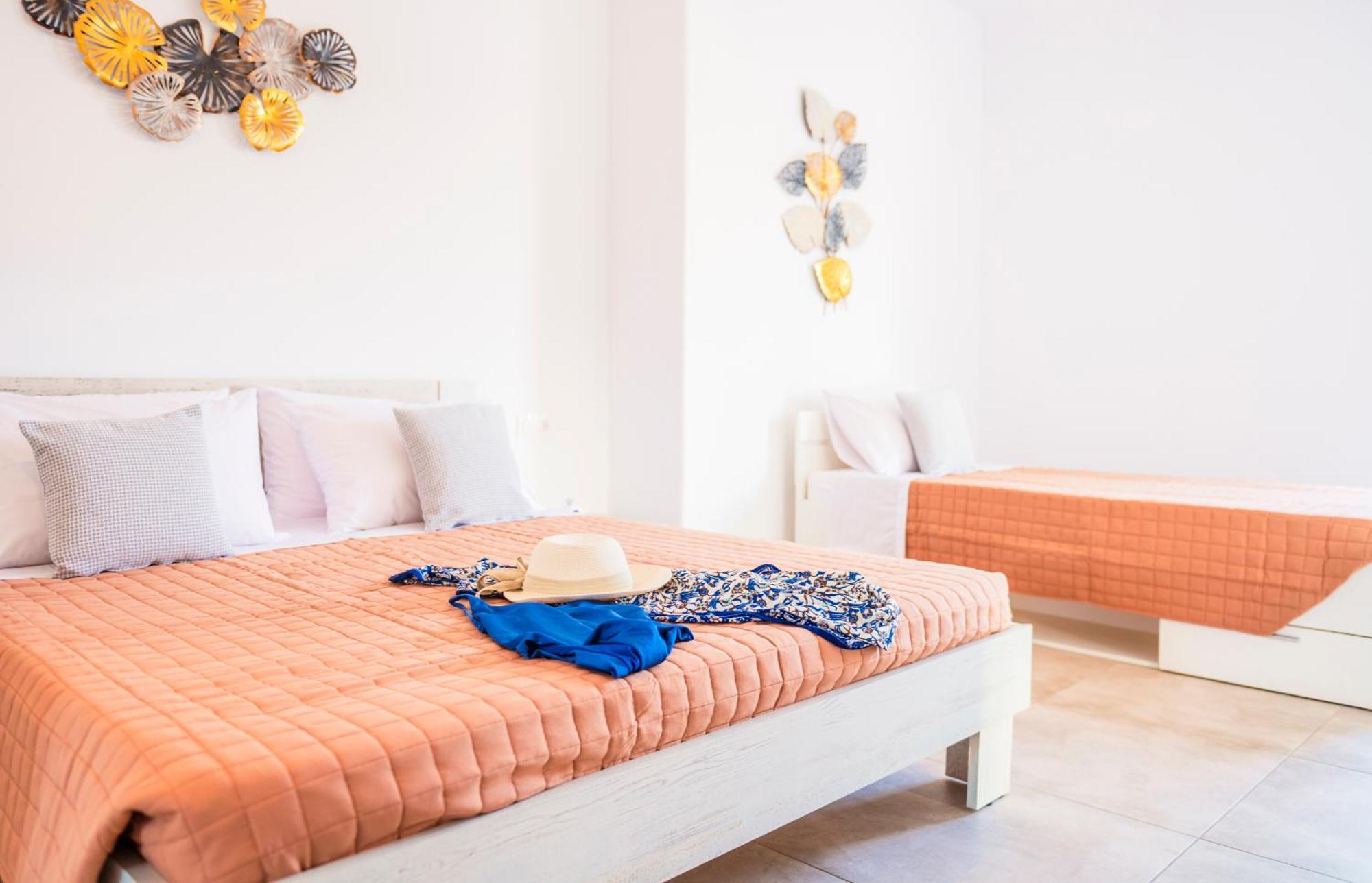 Sunlight Ornos Suites, Private Hot Tub Mykonos Town
