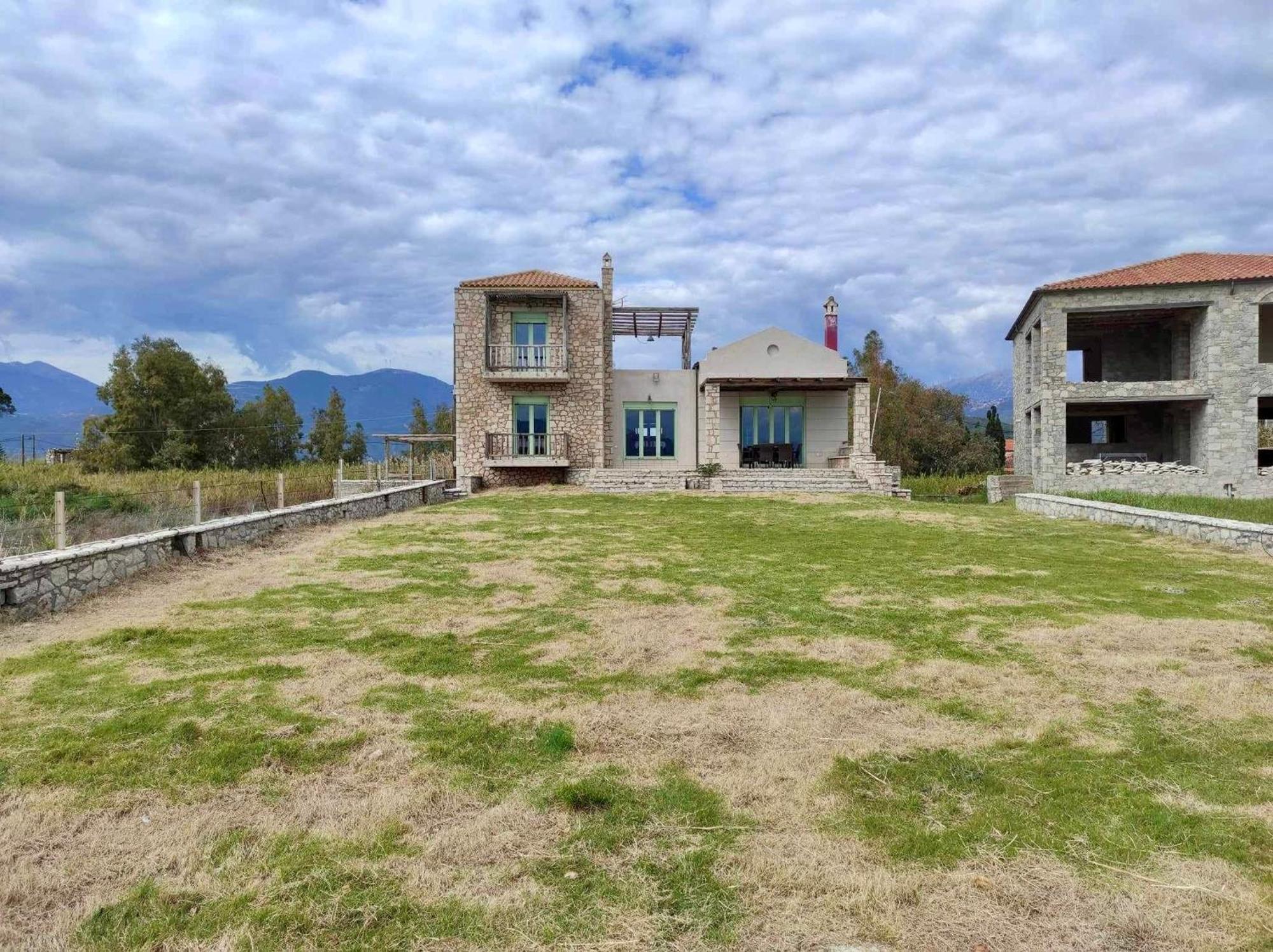 Cymothoe Villa Chiliadou (Fokida)