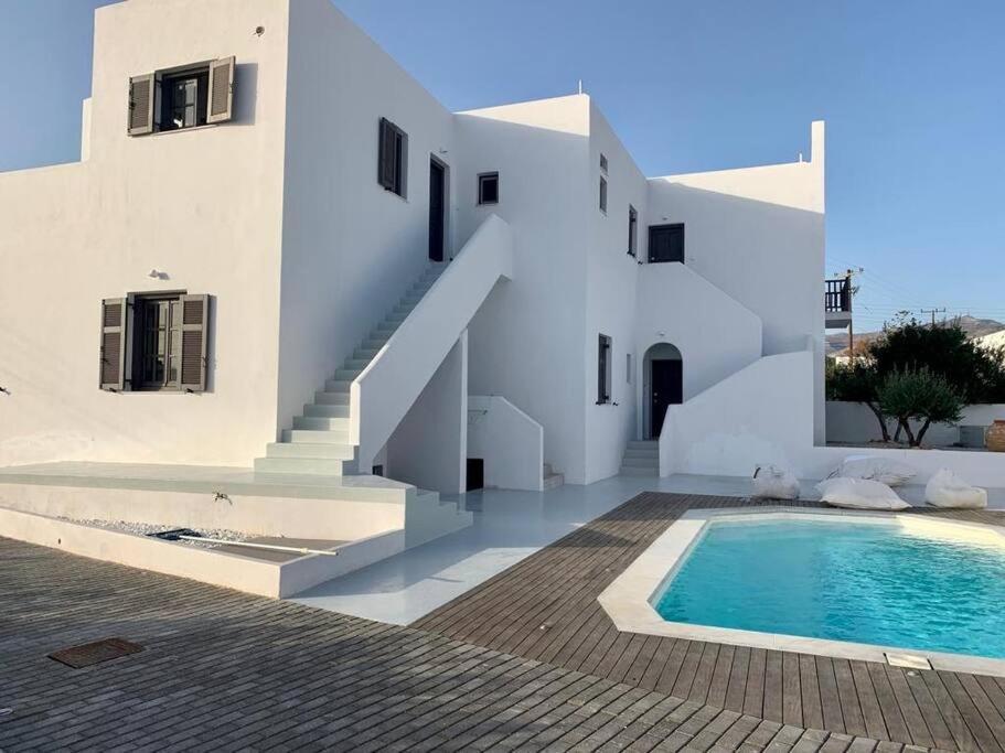 The Blue Lagoon Apartment *