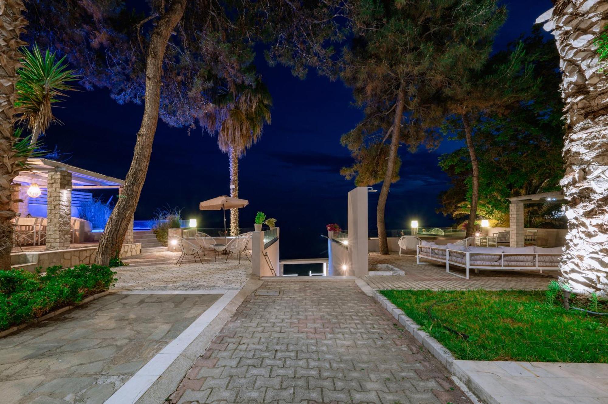 Ktima Papaoikonomou 2 *