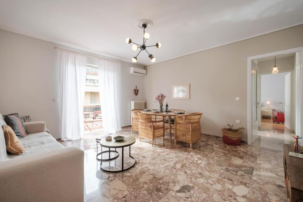 New: Margarita's Elegant & Cozy Apartment