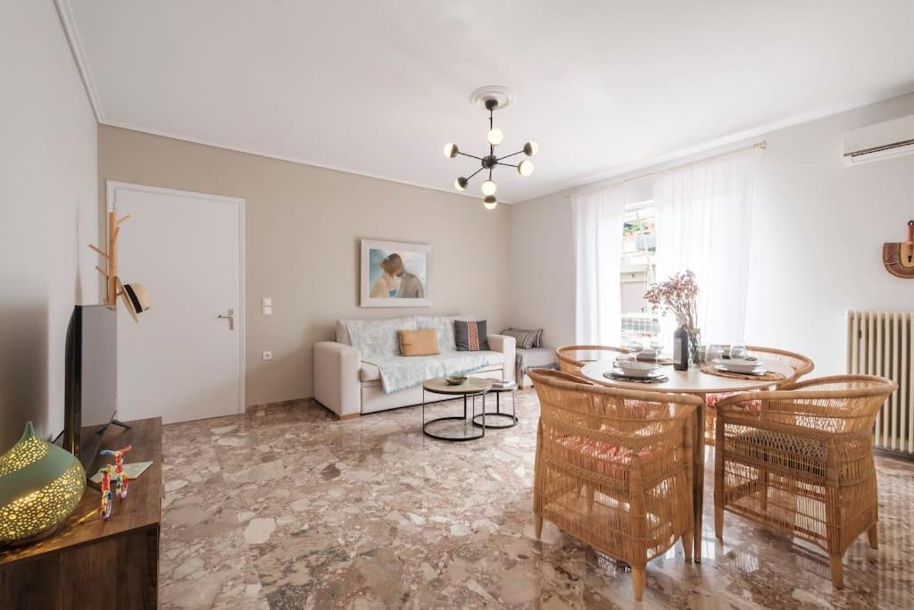 New: Margarita's Elegant & Cozy Apartment *