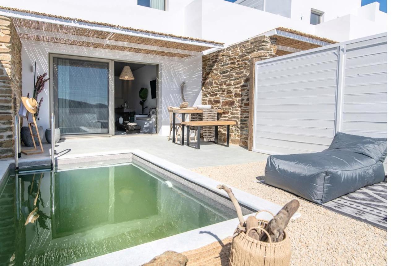 Tinosera Luxury * Agios Sostis (Tinos)