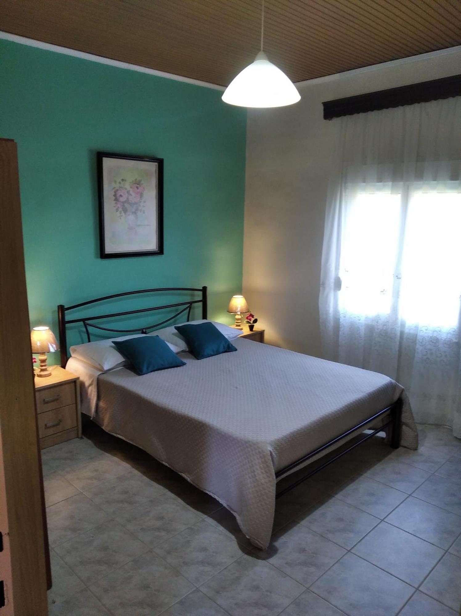 Kalyves, 2 Bedrooms, Sleeps 6, 700sqmgarden, 180m From