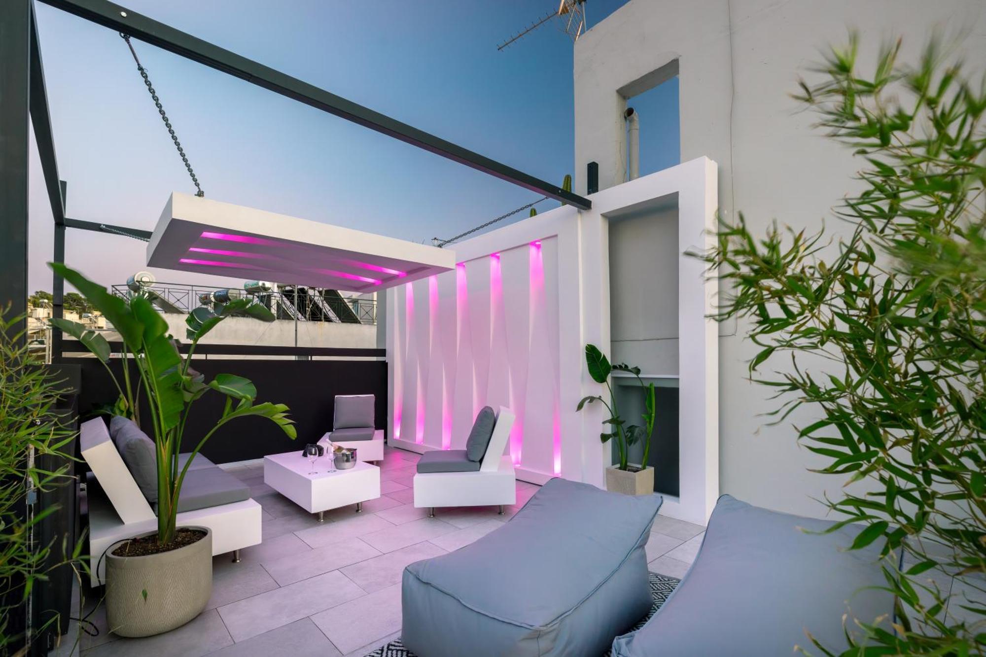 Live Your Myth In Thissio Apartment