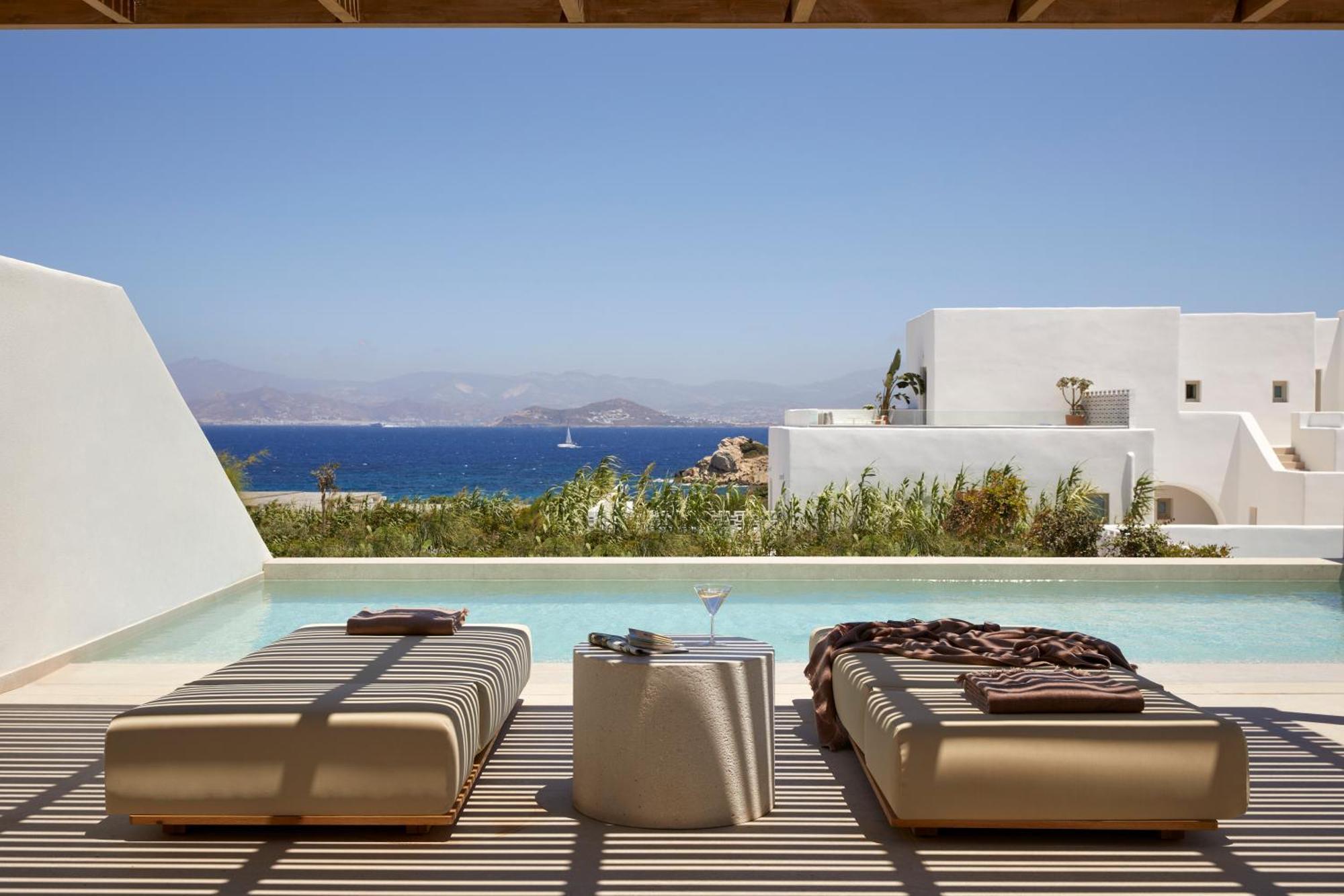 Parocks Luxury & 5* Ambelas