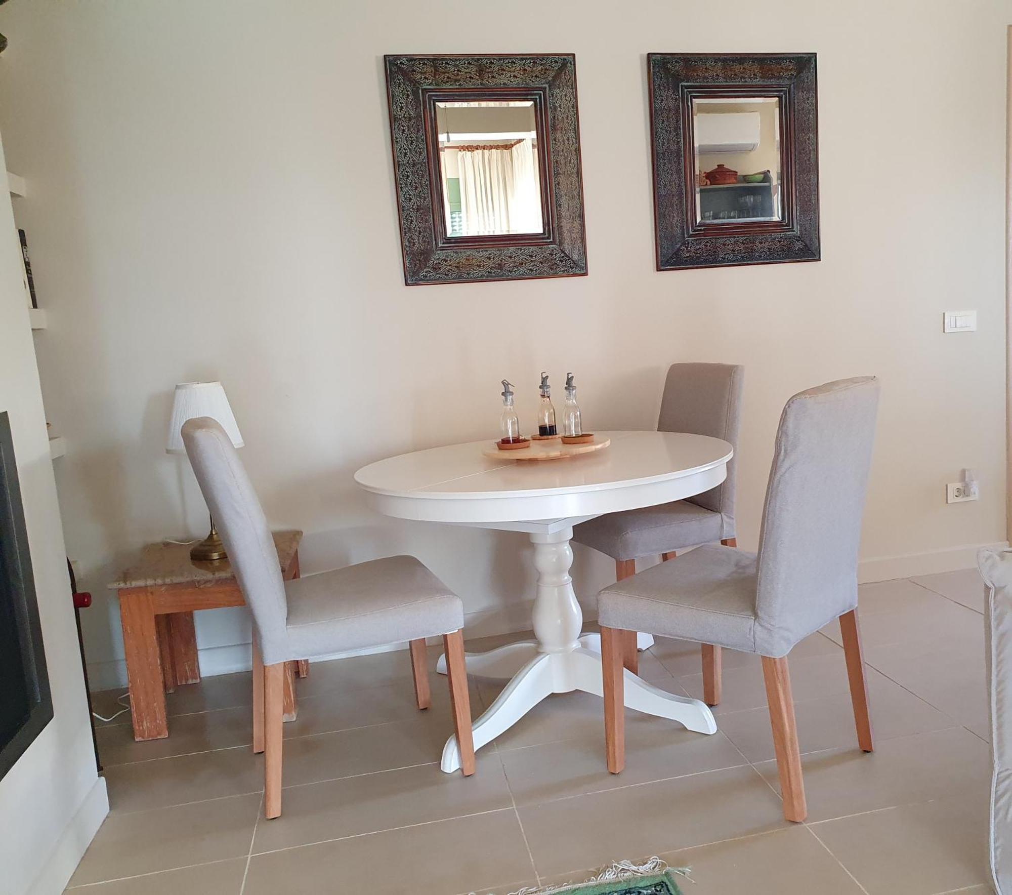 Private Pool 2 Bedroom Near The Sea Apartment *