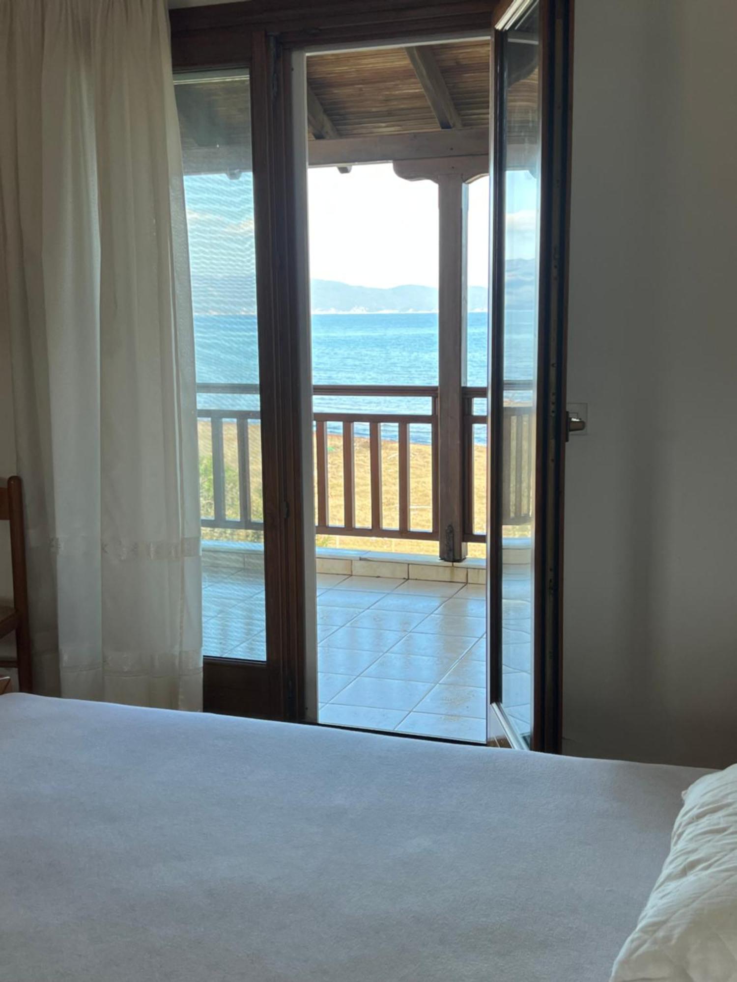 Apartment Stathis Beachfront Ierissos
