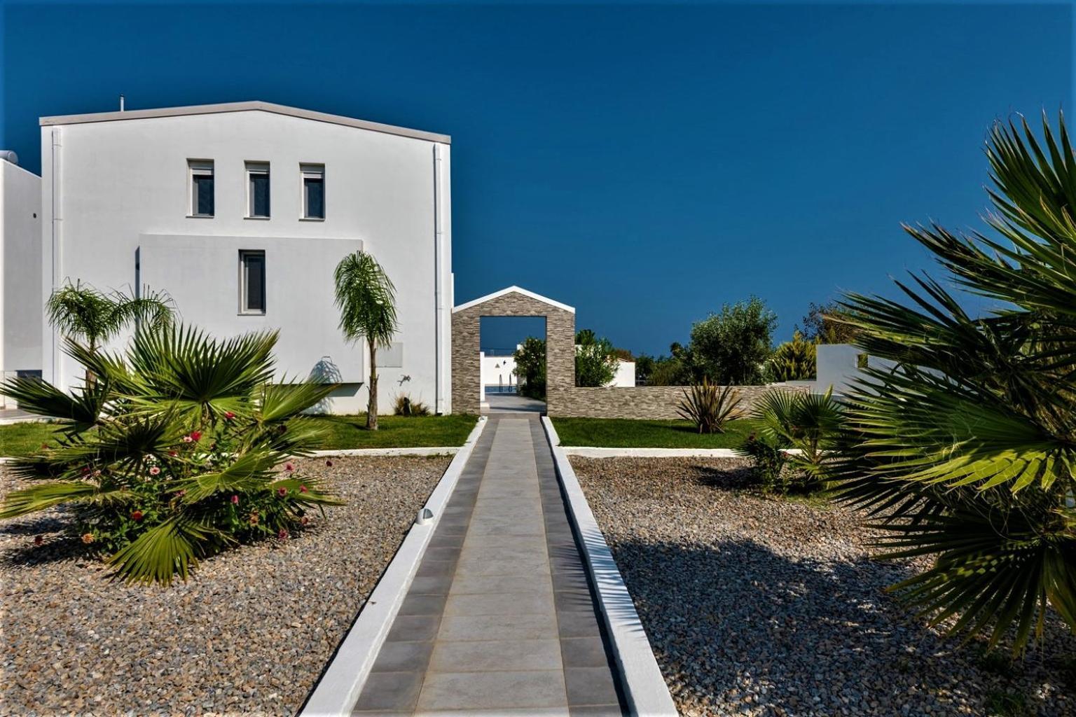Lilu 1 With Private Pool Tigkaki (Kos)