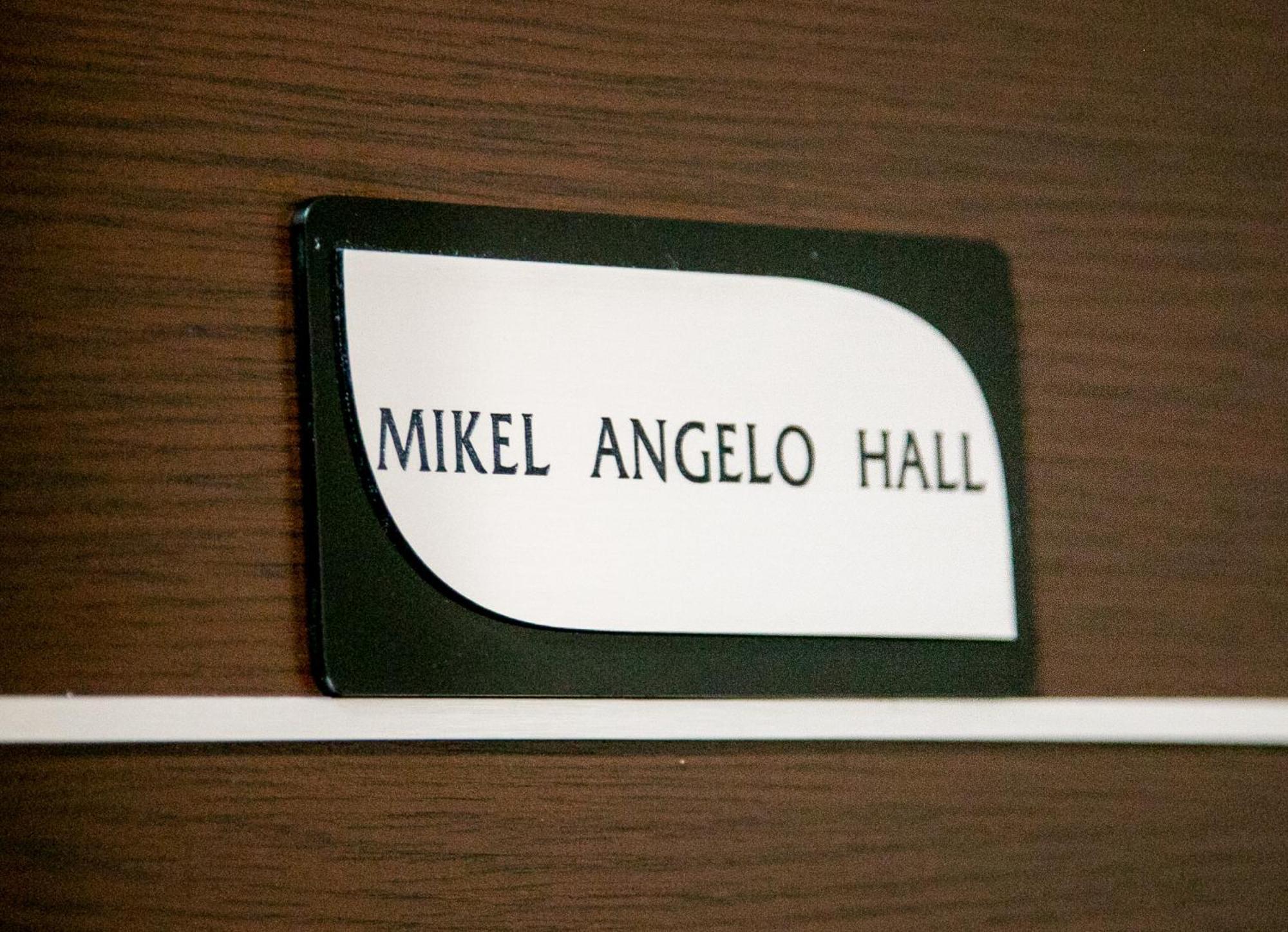 Apartment Mikel Angelo Hall Serres