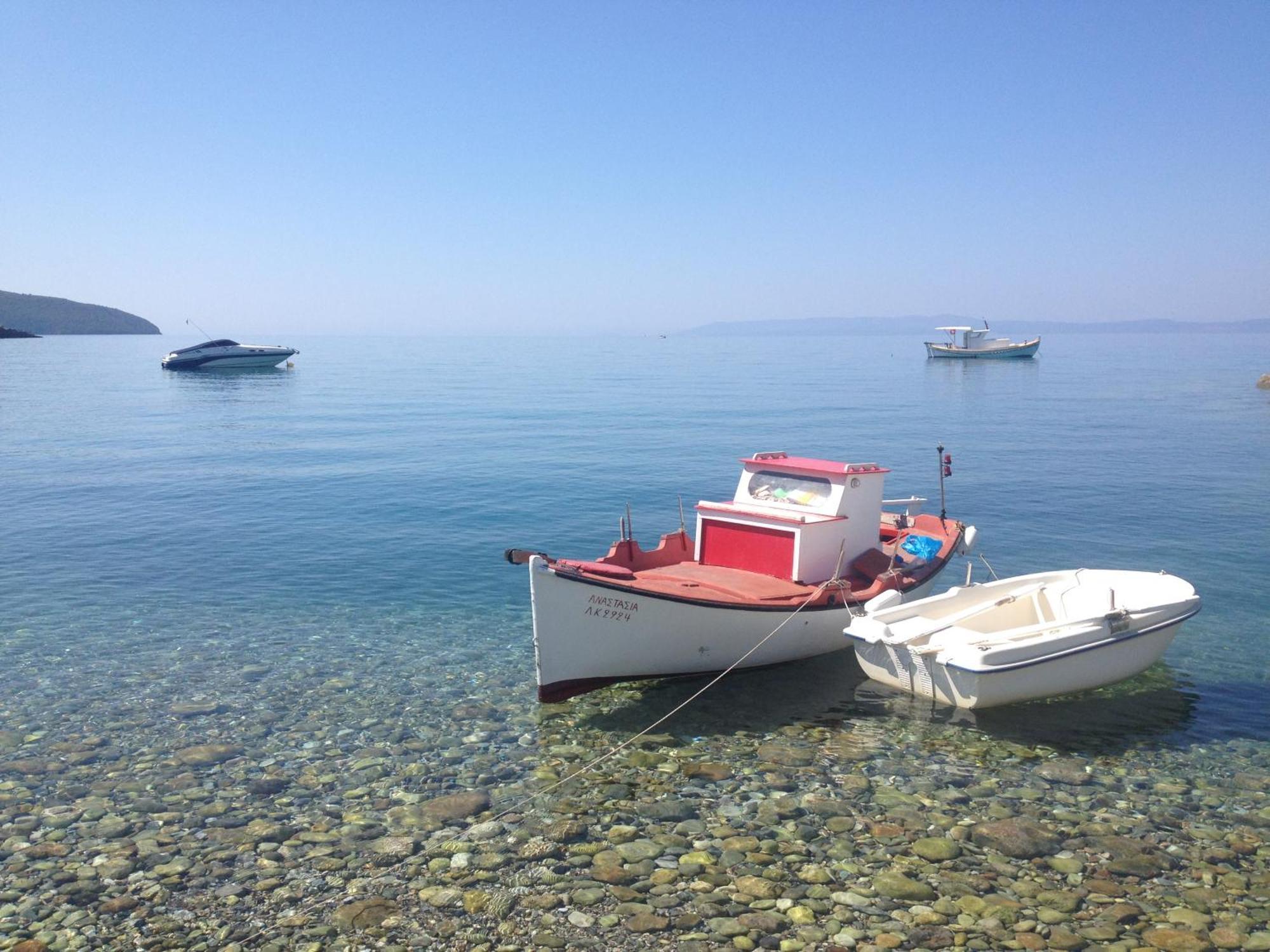 Agali 2 Superior Mezonet Front Of The Sea Apartment Akrogiali