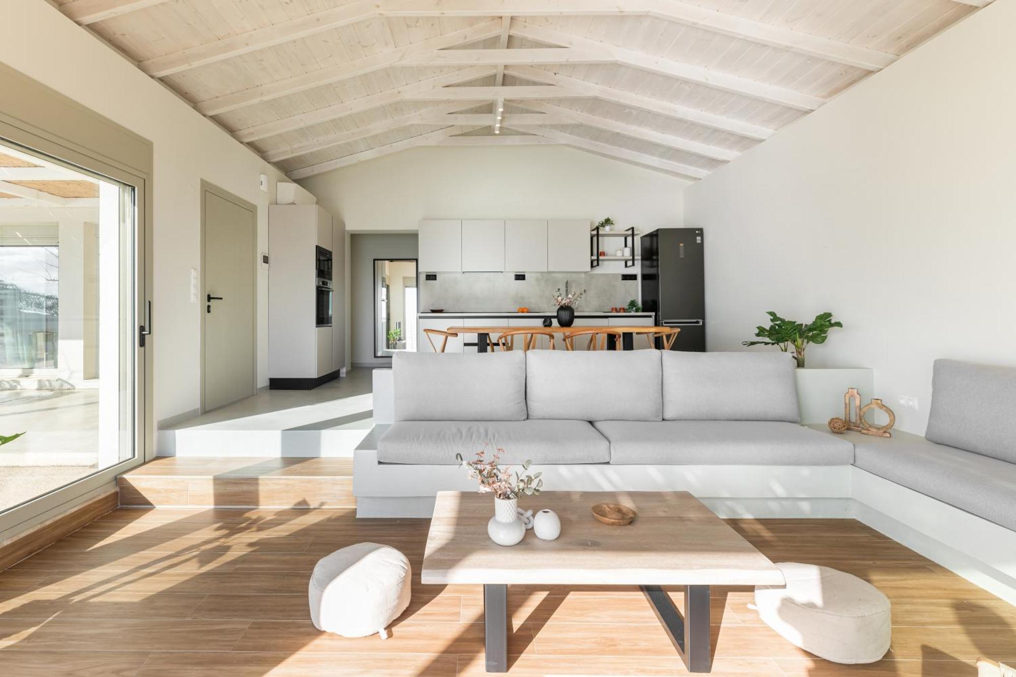 Melivia Seafront Villa *