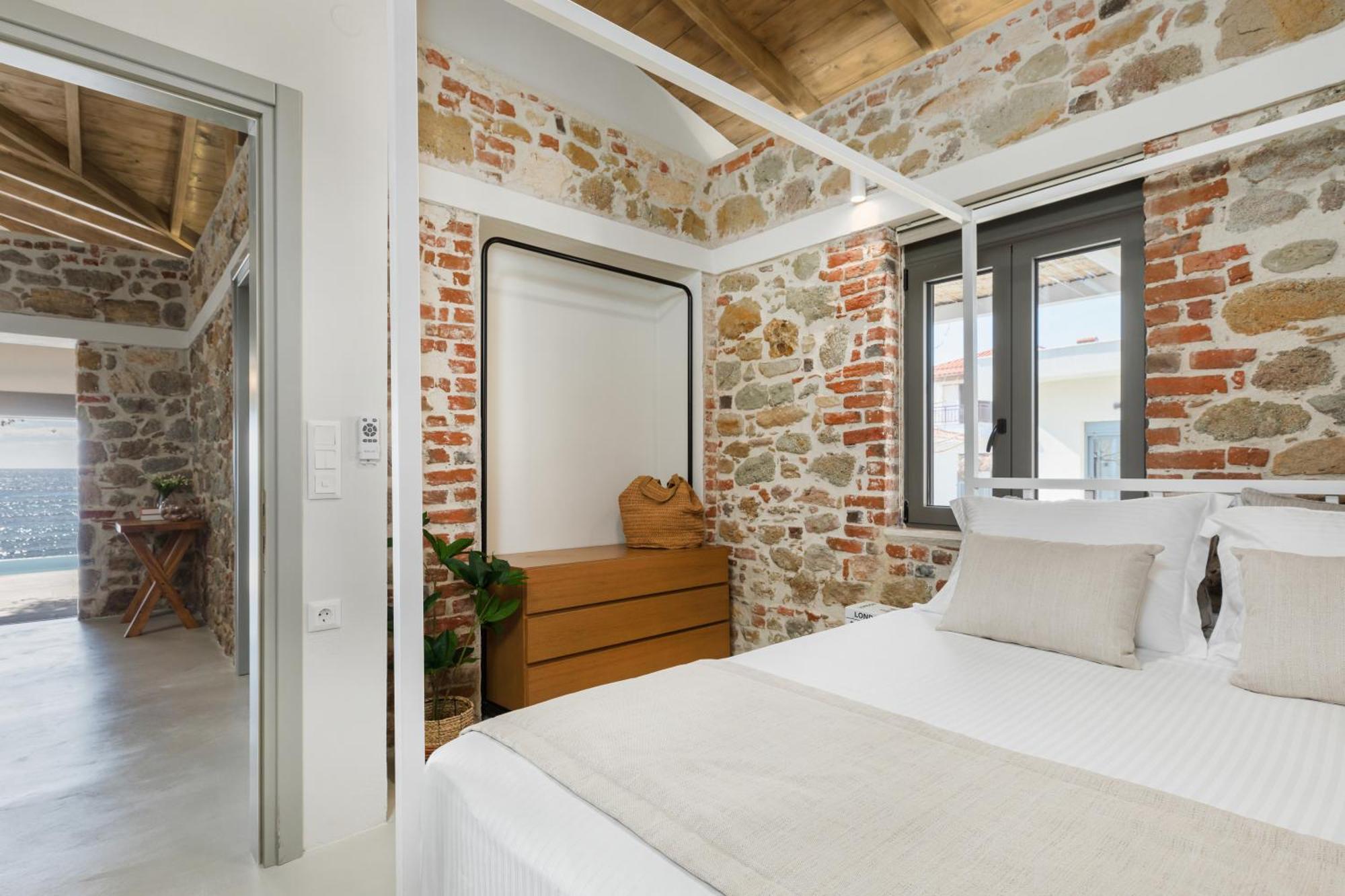Melivia Seafront Villa *