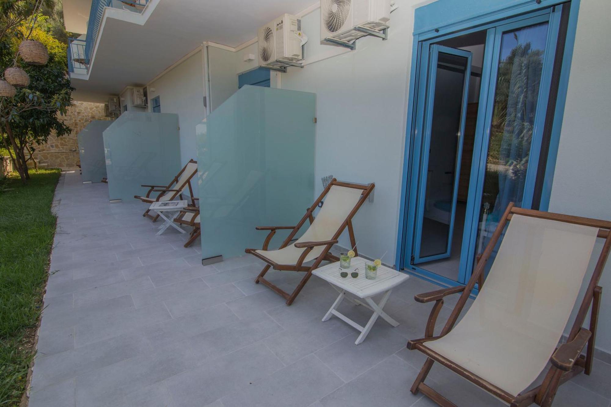 Aκrotiriresort Bed & Breakfast *