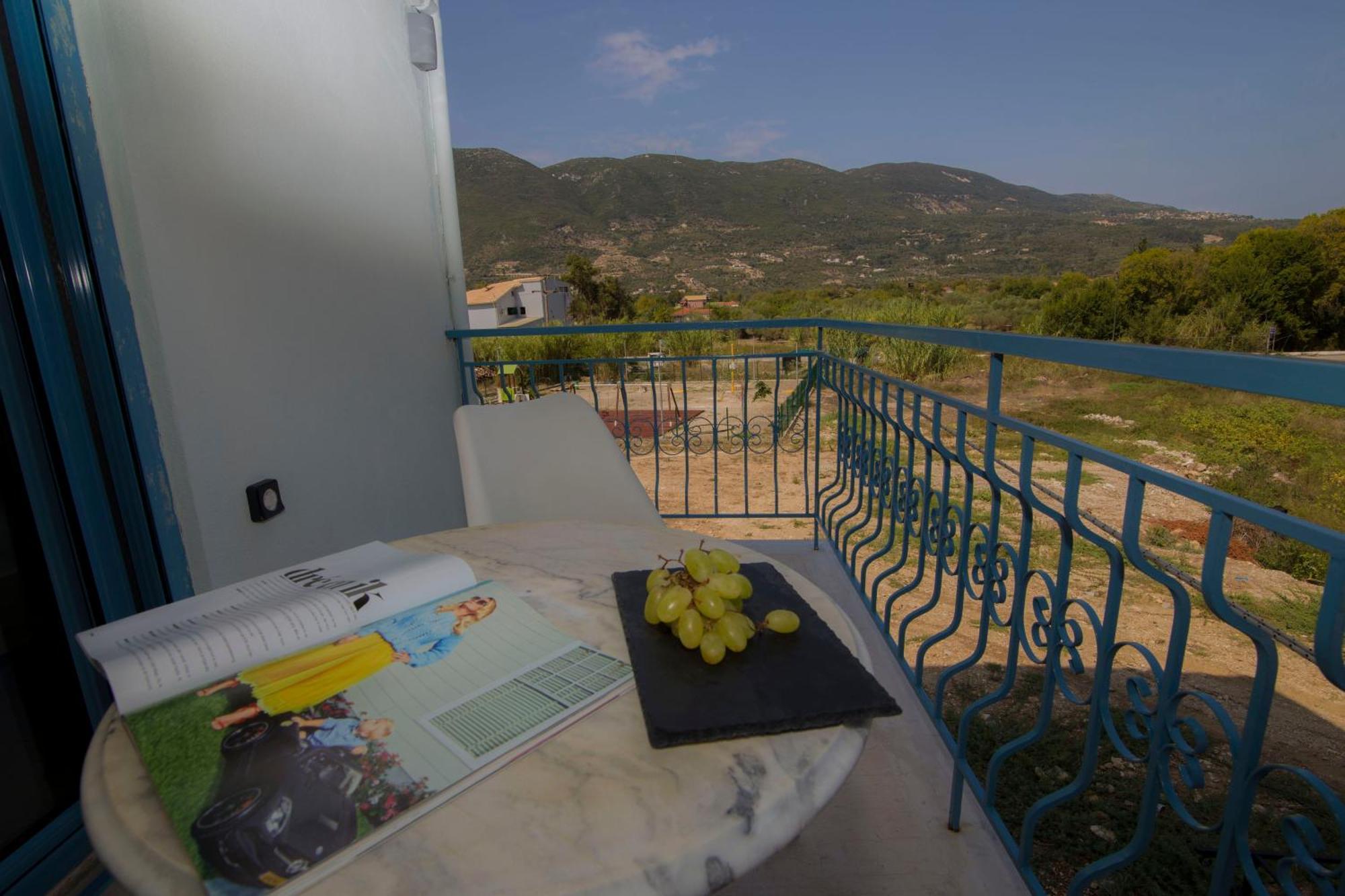 Bed & Breakfast Aκrotiriresort