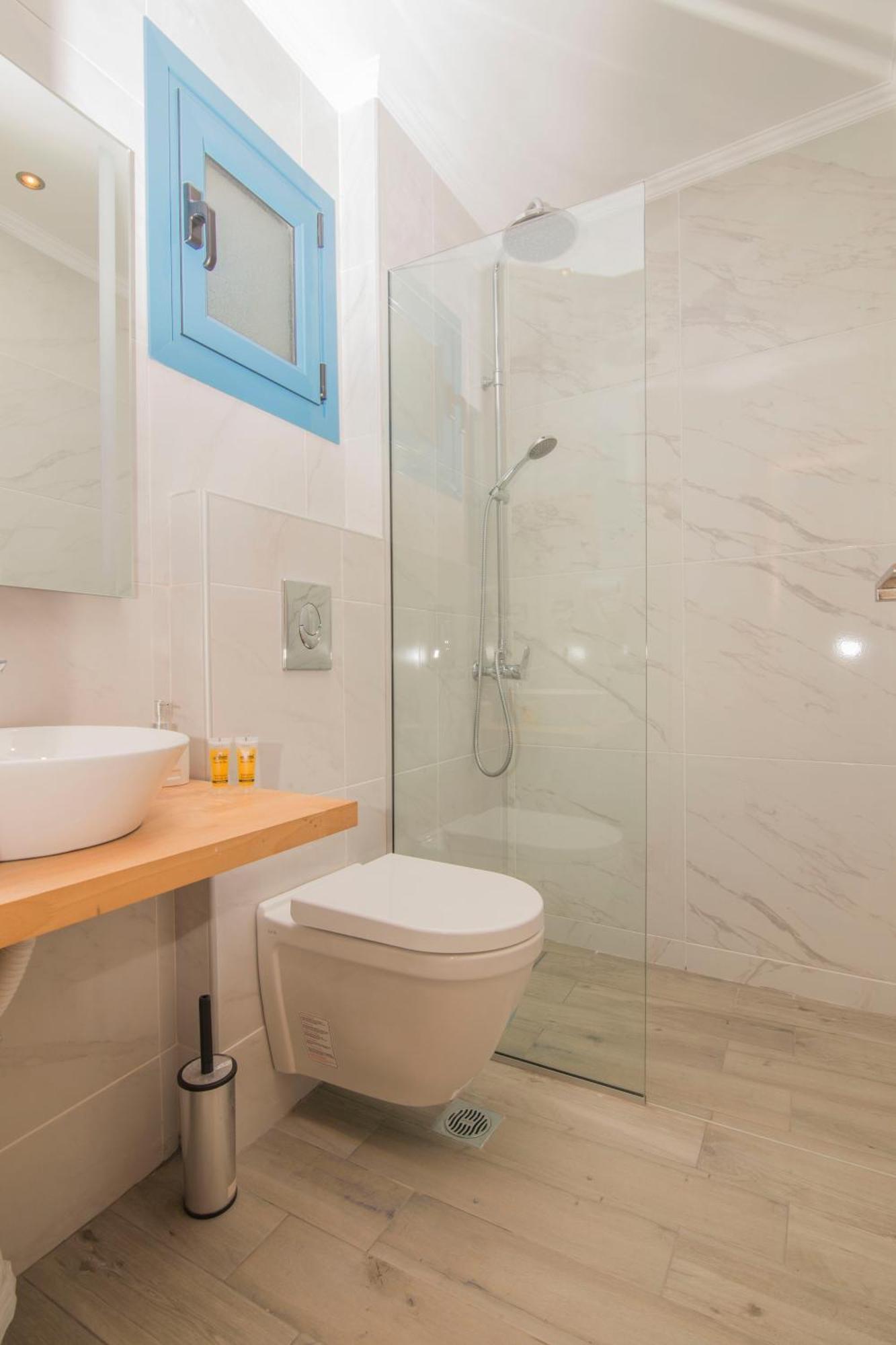 Bed & Breakfast Aκrotiriresort *