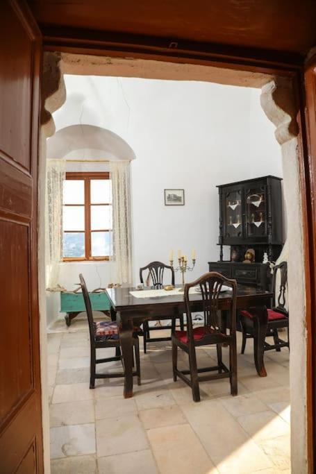 Holiday home Tower Of Dellarokas Melanes