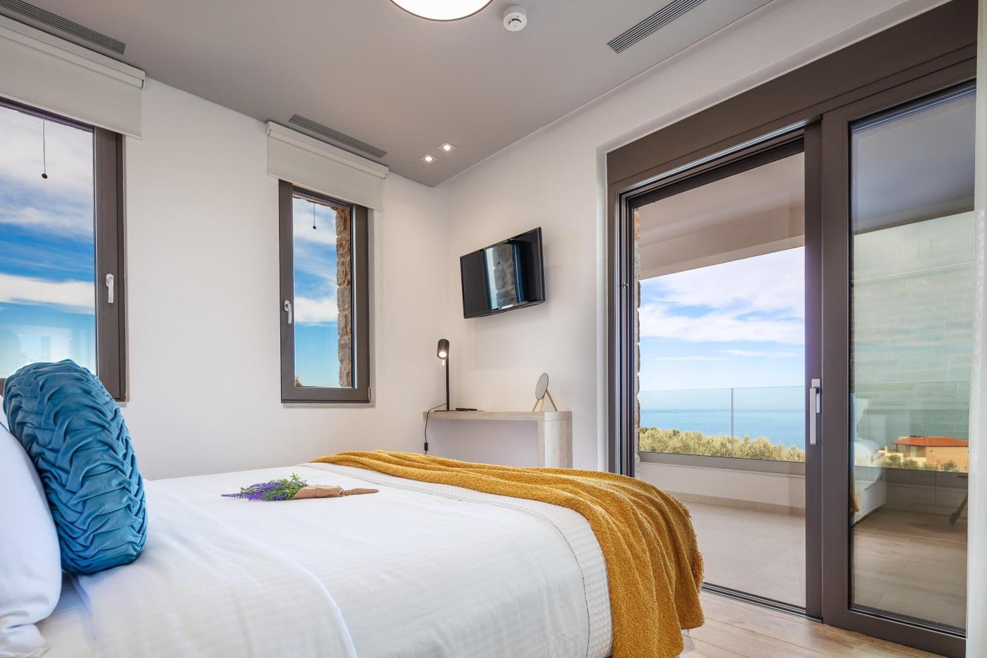 Oinolithos Luxury Villa Kalamaki (Chania)