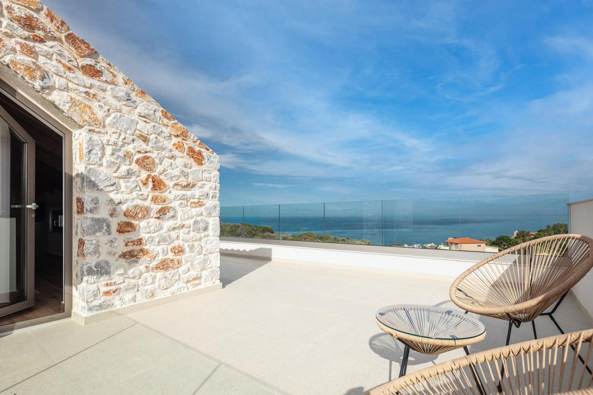 Oinolithos Luxury Villa Kalamaki (Chania)