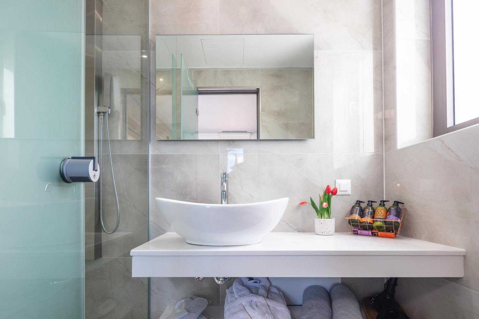 Oinolithos Luxury