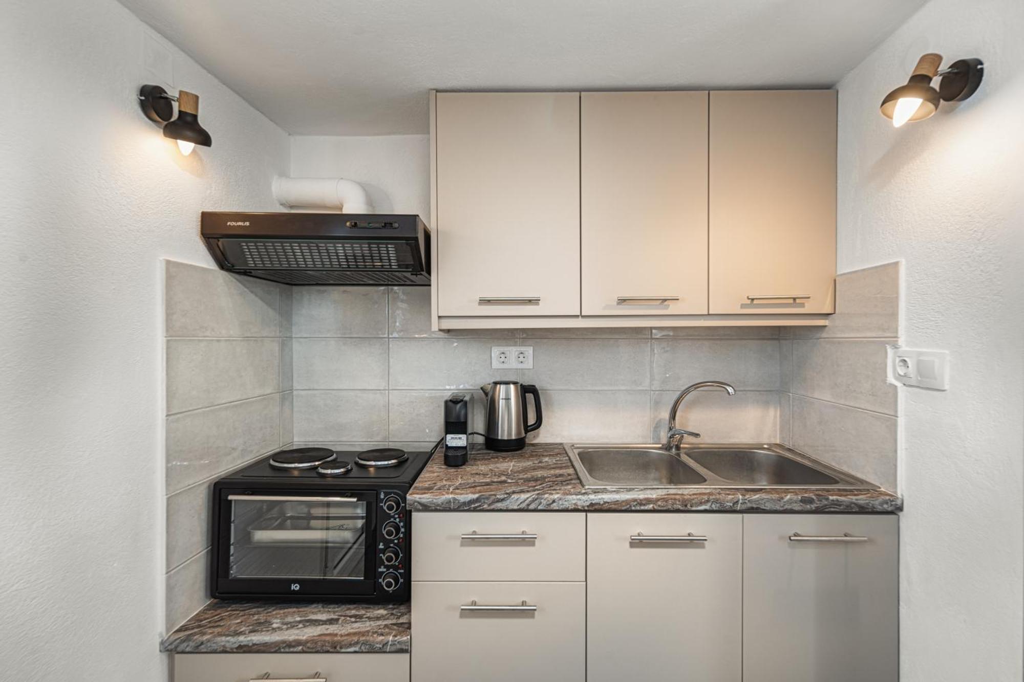 Anemologio Apartment *