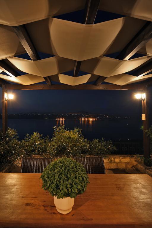 Thea In Aptera Villa
