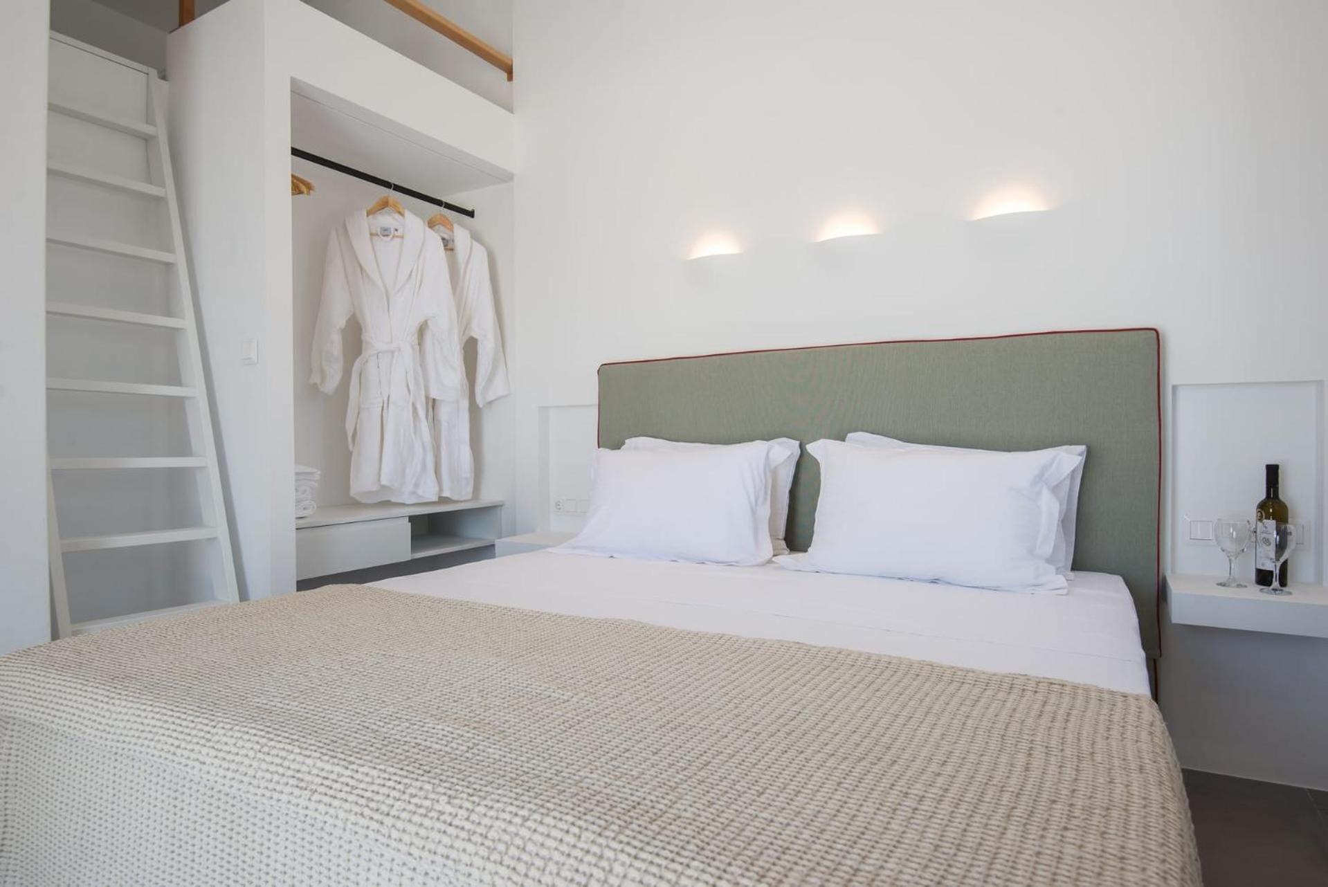 Beautiful Paros Villa 1 Bedroom The Calming Villa Wonderful Sea Views Jacuzzi Naousa Villa